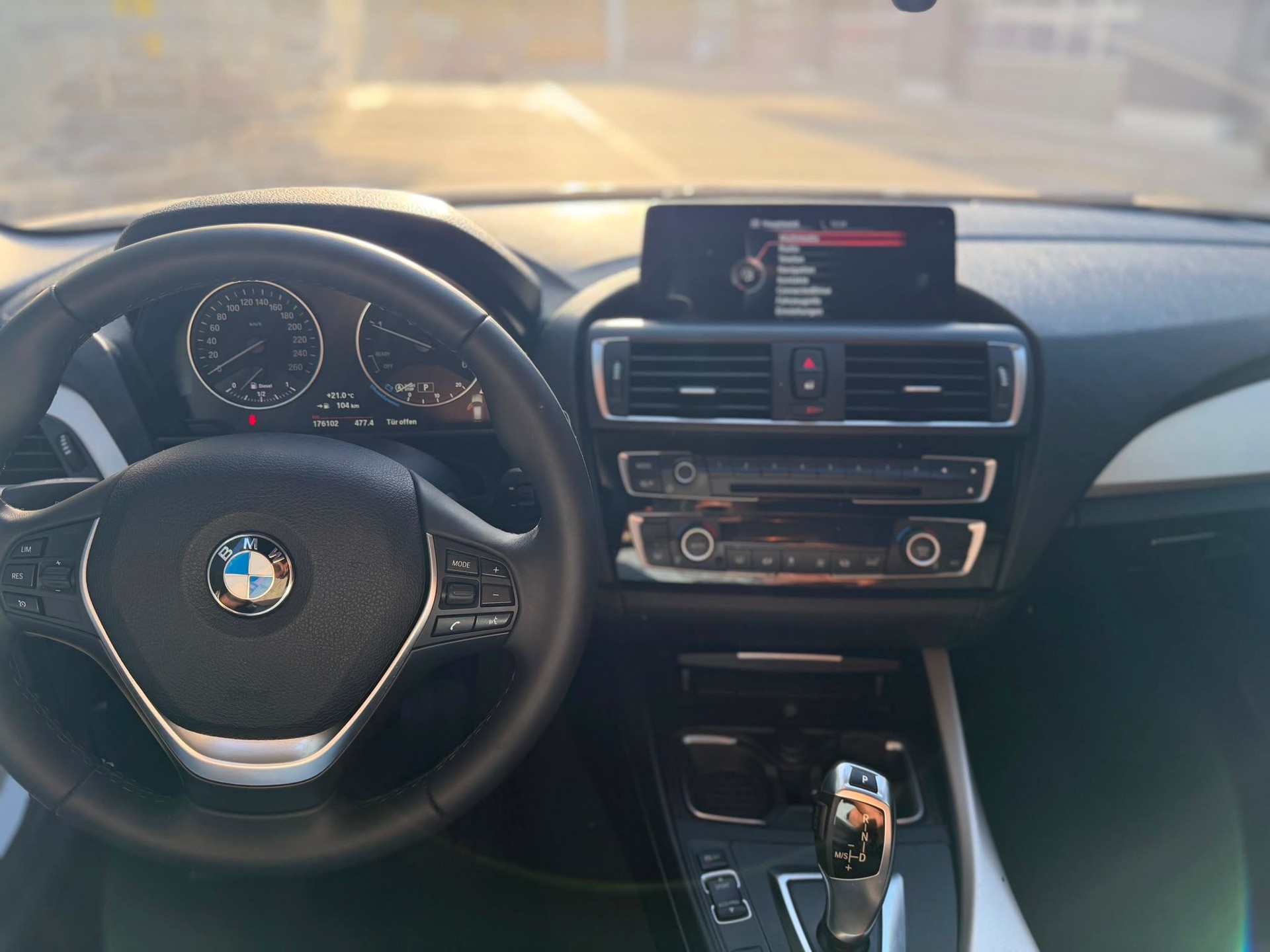 BMW 116d Sport Line Steptronic-image-4