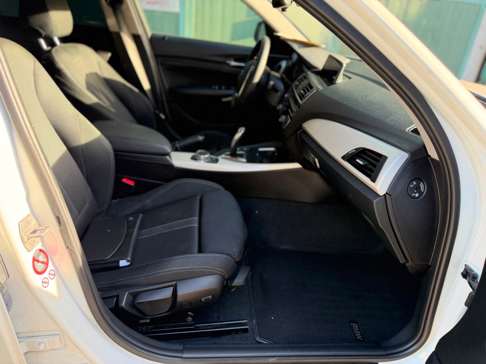 BMW 116d Sport Line Steptronic-image-6