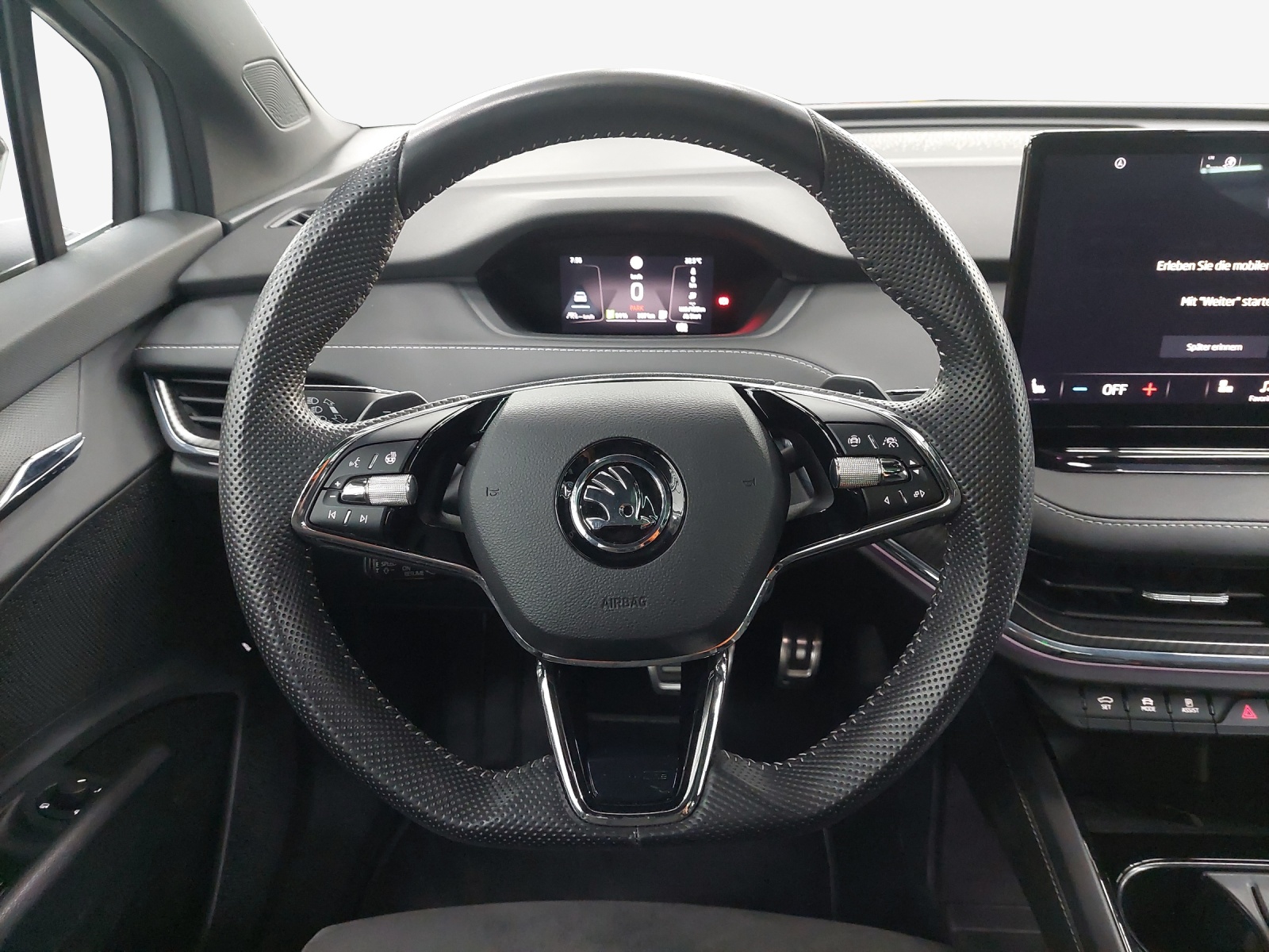 SKODA Enyaq iV 80x SportLine-image-9