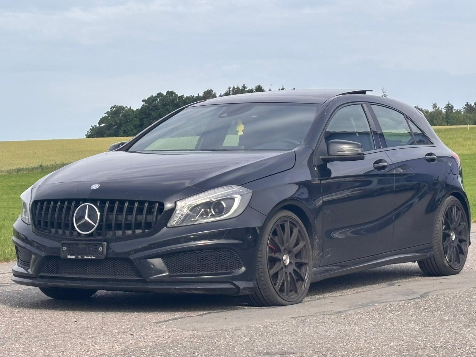 MERCEDES-BENZ A 200 AMG Line 7G-DCT-image-0
