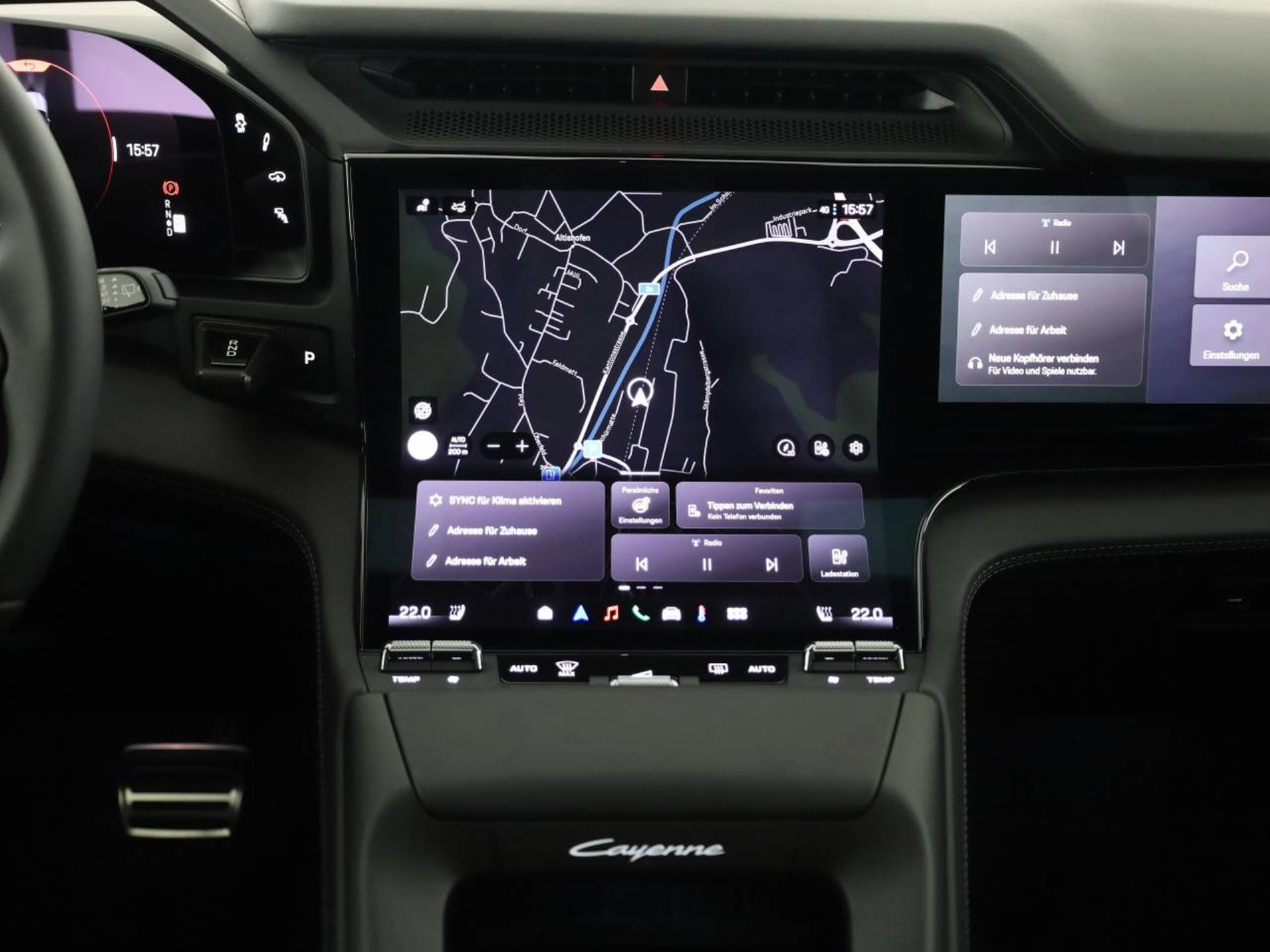 PORSCHE Cayenne S Electric-image-17