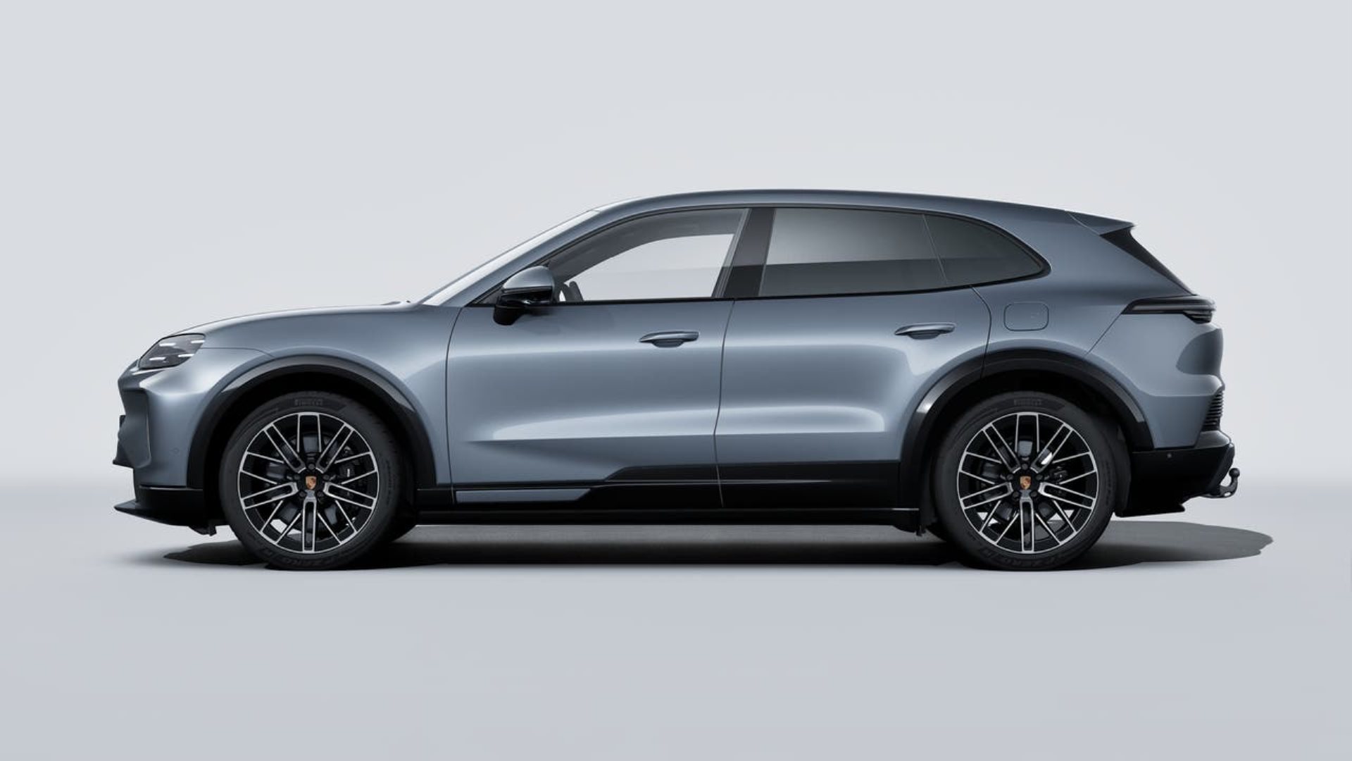 PORSCHE Cayenne S Electric-image-1