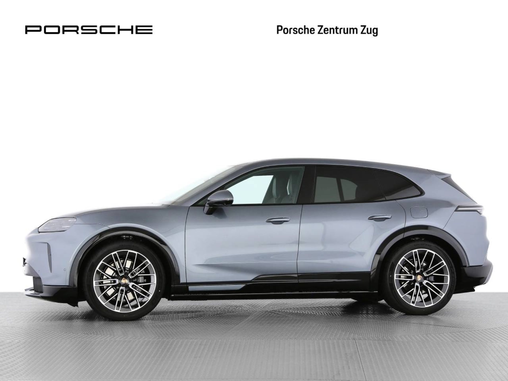 PORSCHE Cayenne S Electric-image-6