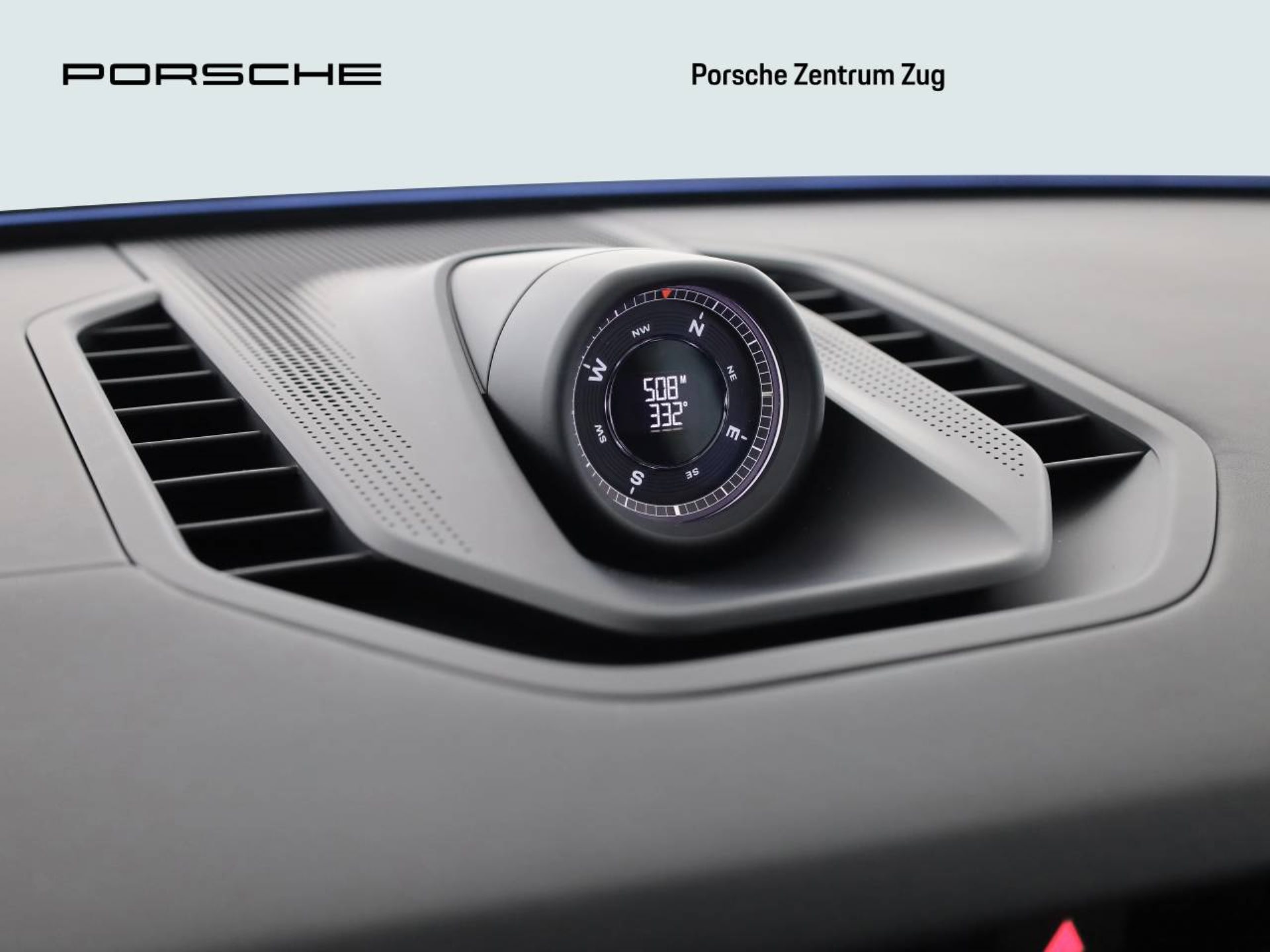 PORSCHE Cayenne S Electric-image-16