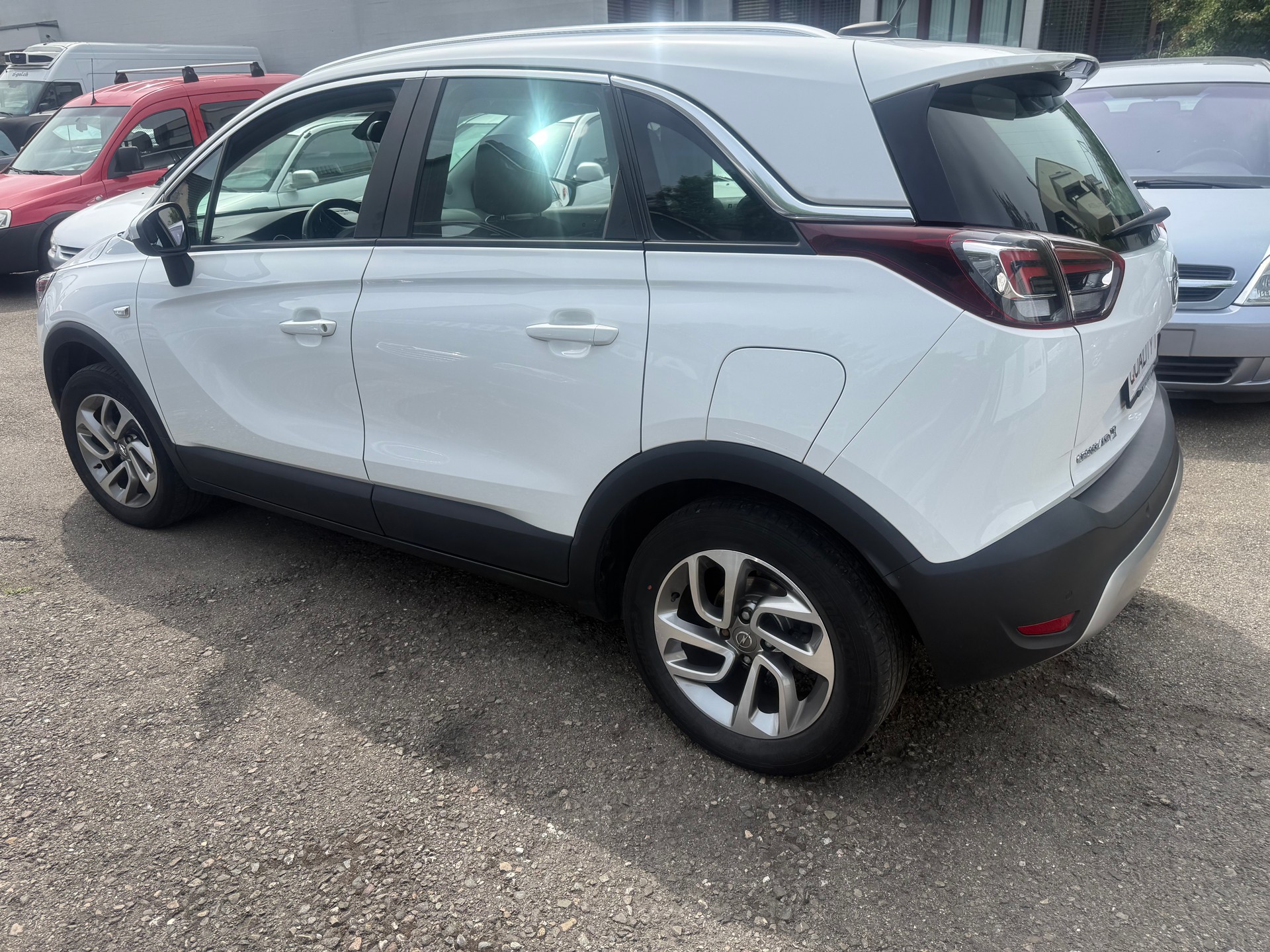 OPEL Crossland X 1.2i TP Excellence Automatik-image-4