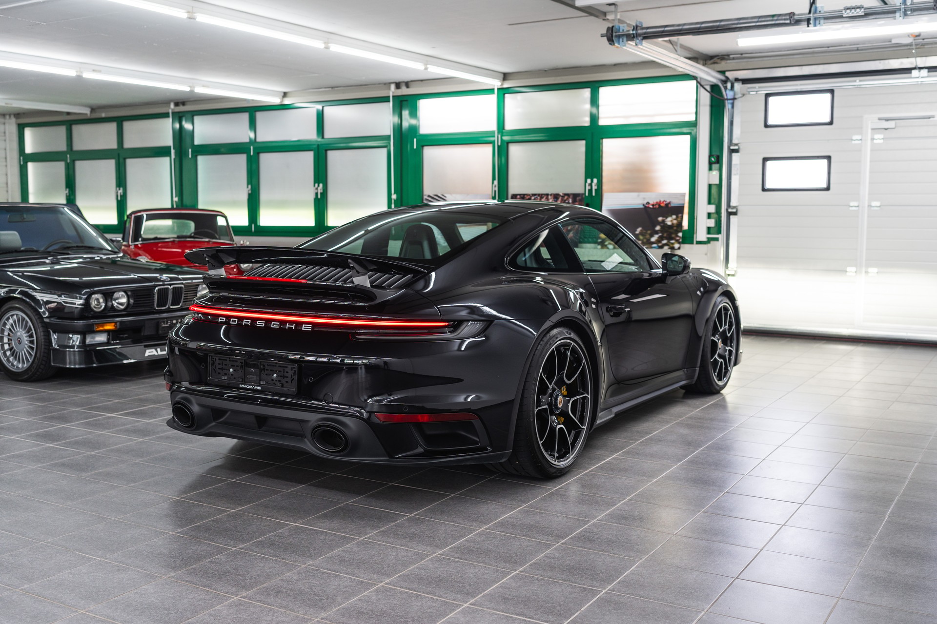 PORSCHE 911 Turbo S PDK-image-7