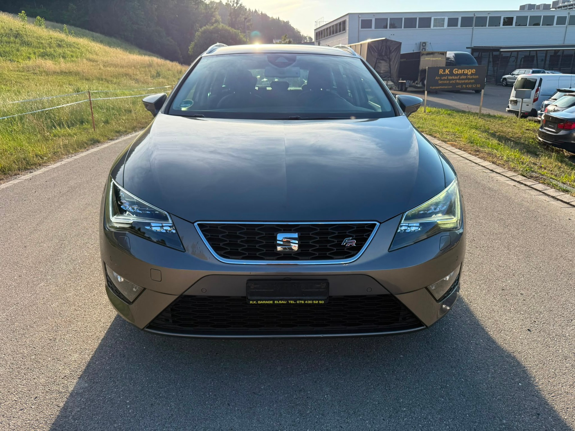 SEAT Leon ST 1.4 TSI FR-image-2