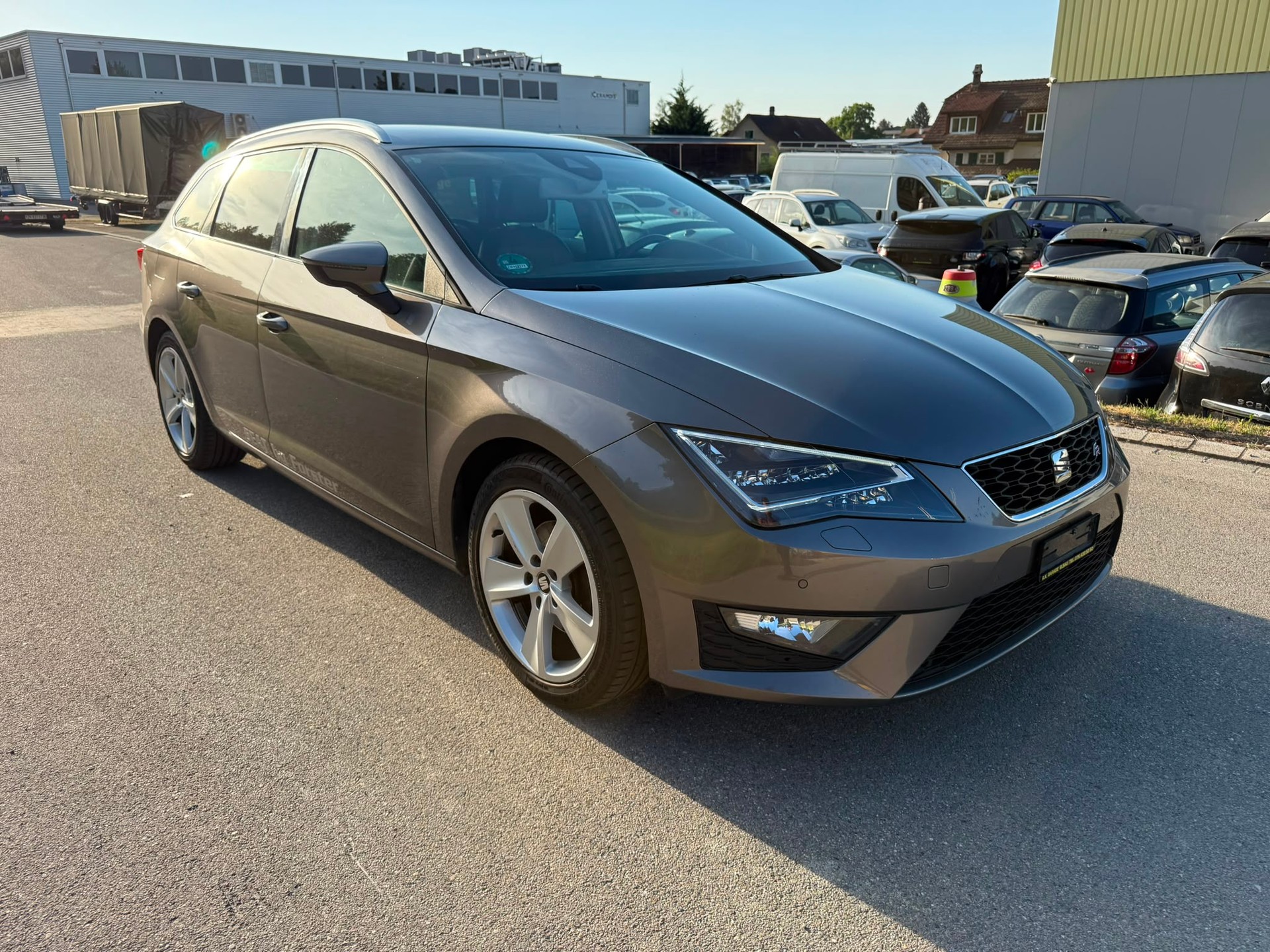 SEAT Leon ST 1.4 TSI FR-image-3