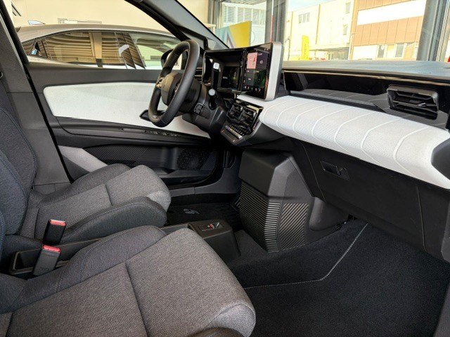 RENAULT R5 E-Tech Urban Range 40 kWh Evolution-image-6