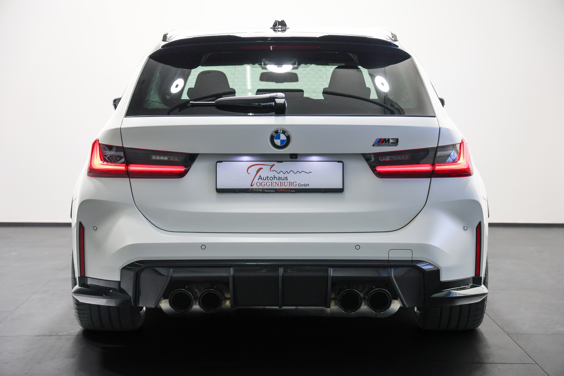 BMW M3 Touring xDrive Competition M LCI *Individual Frozen White*BMW Werksgarantie bis 12.2028*M-Drivers Package*-image-16