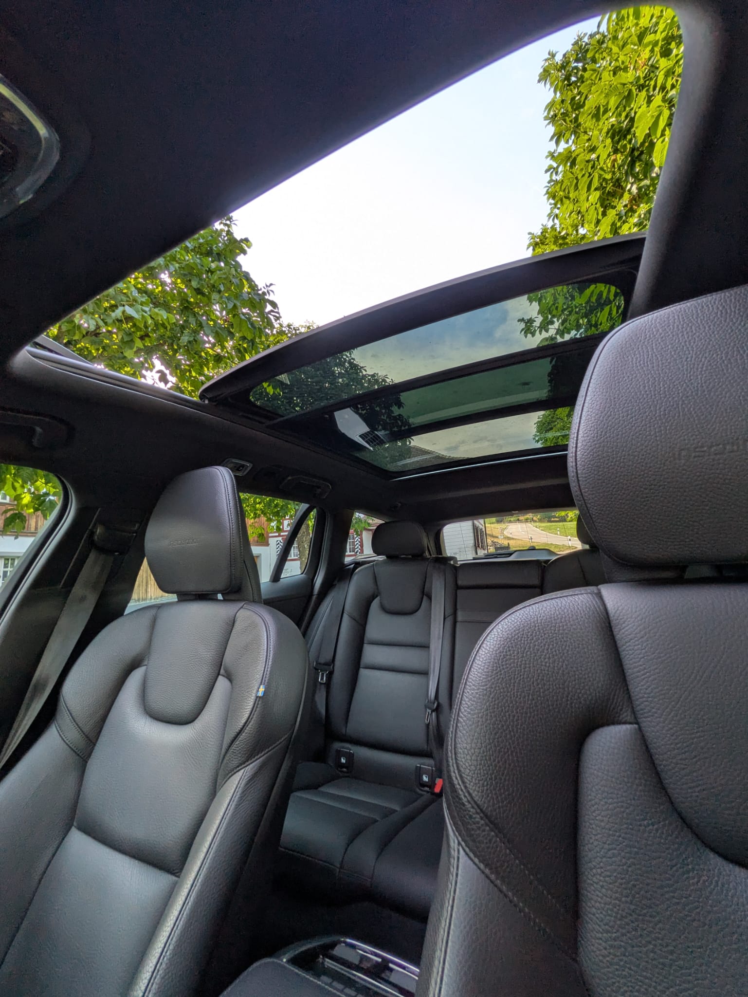 VOLVO 2.0 D4 Inscription-image-3