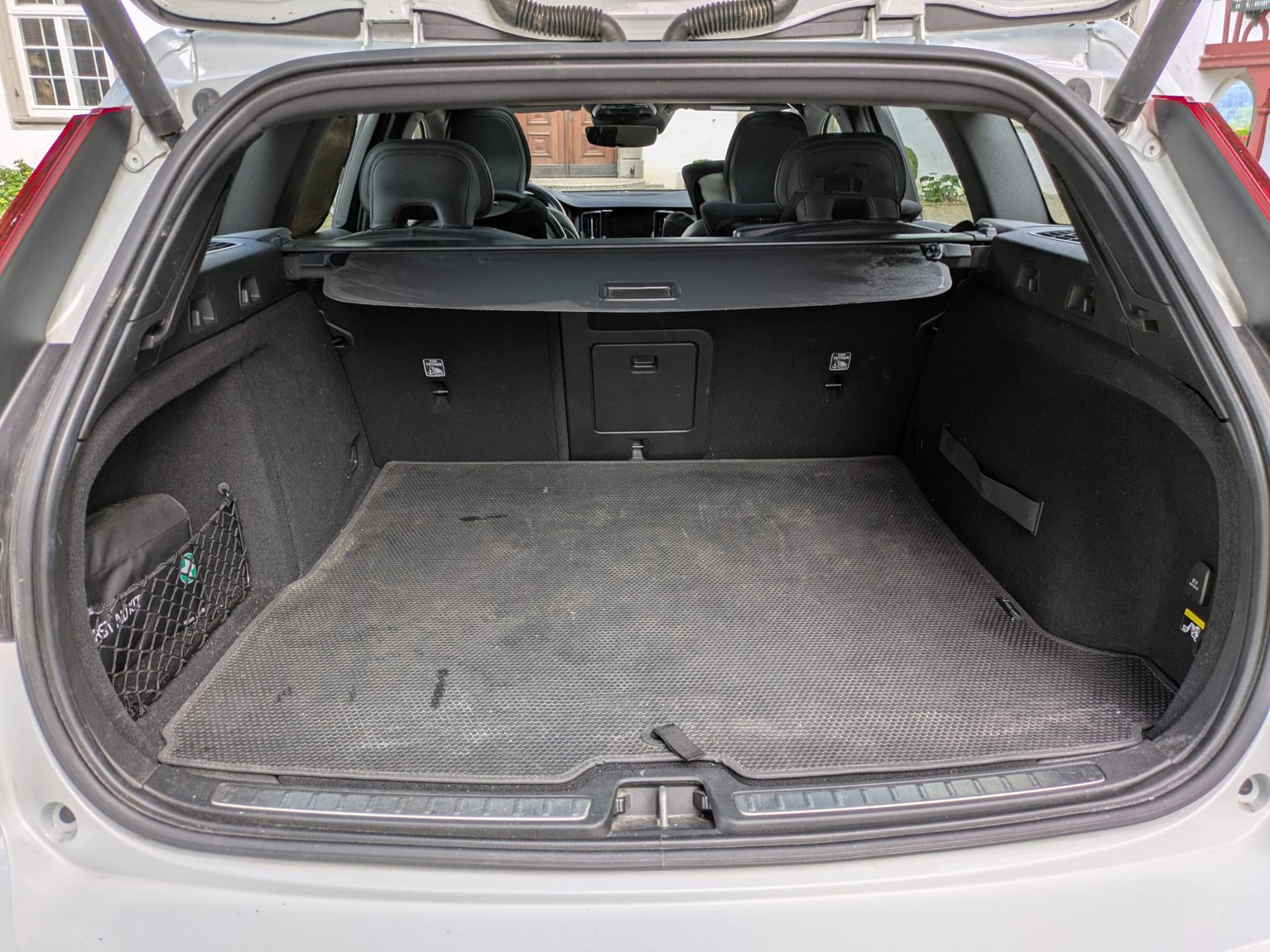 VOLVO 2.0 D4 Inscription-image-4