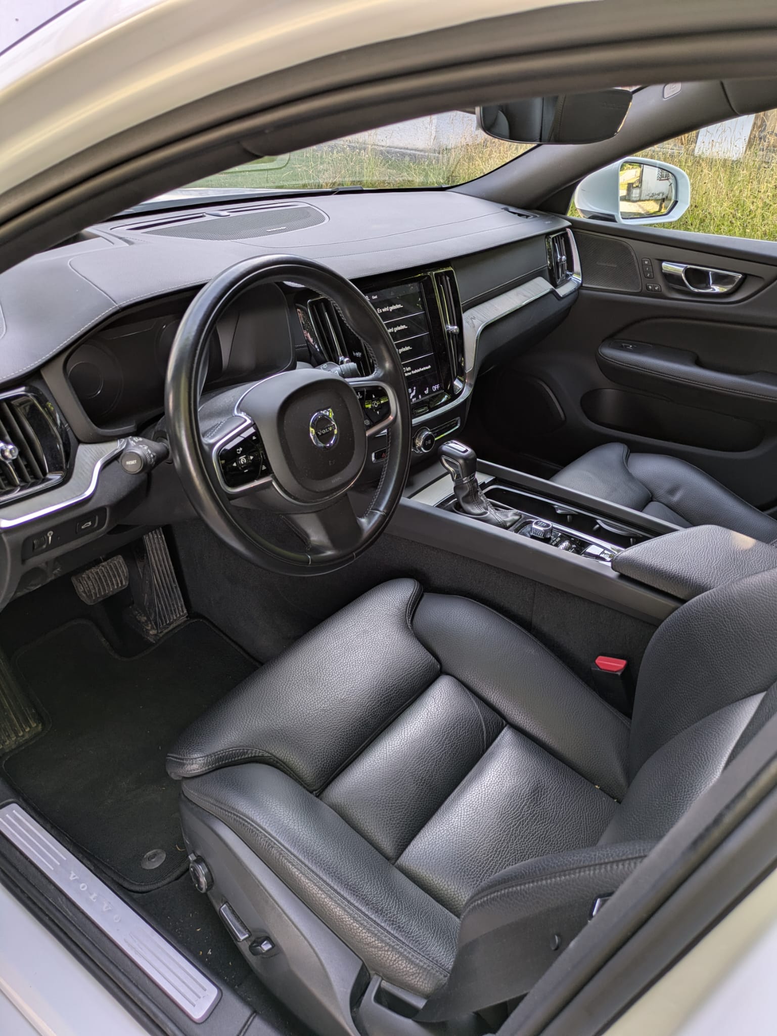 VOLVO 2.0 D4 Inscription-image-1