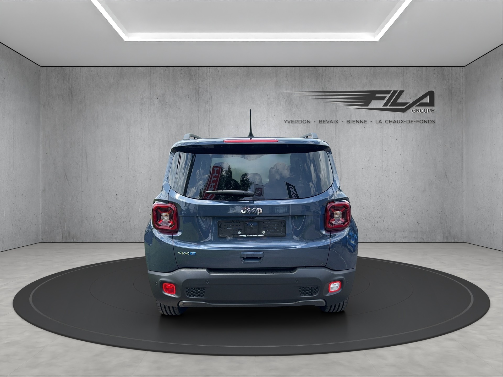 JEEP RENEGADE 4xe 1.3 190cv Swiss Limited Plus-image-3