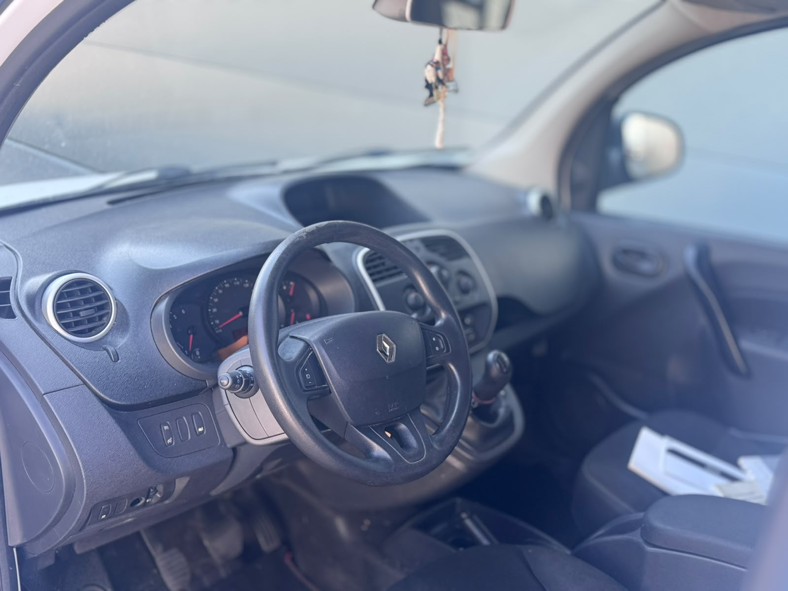 RENAULT Kangoo Medium dCi 90 Business-image-14