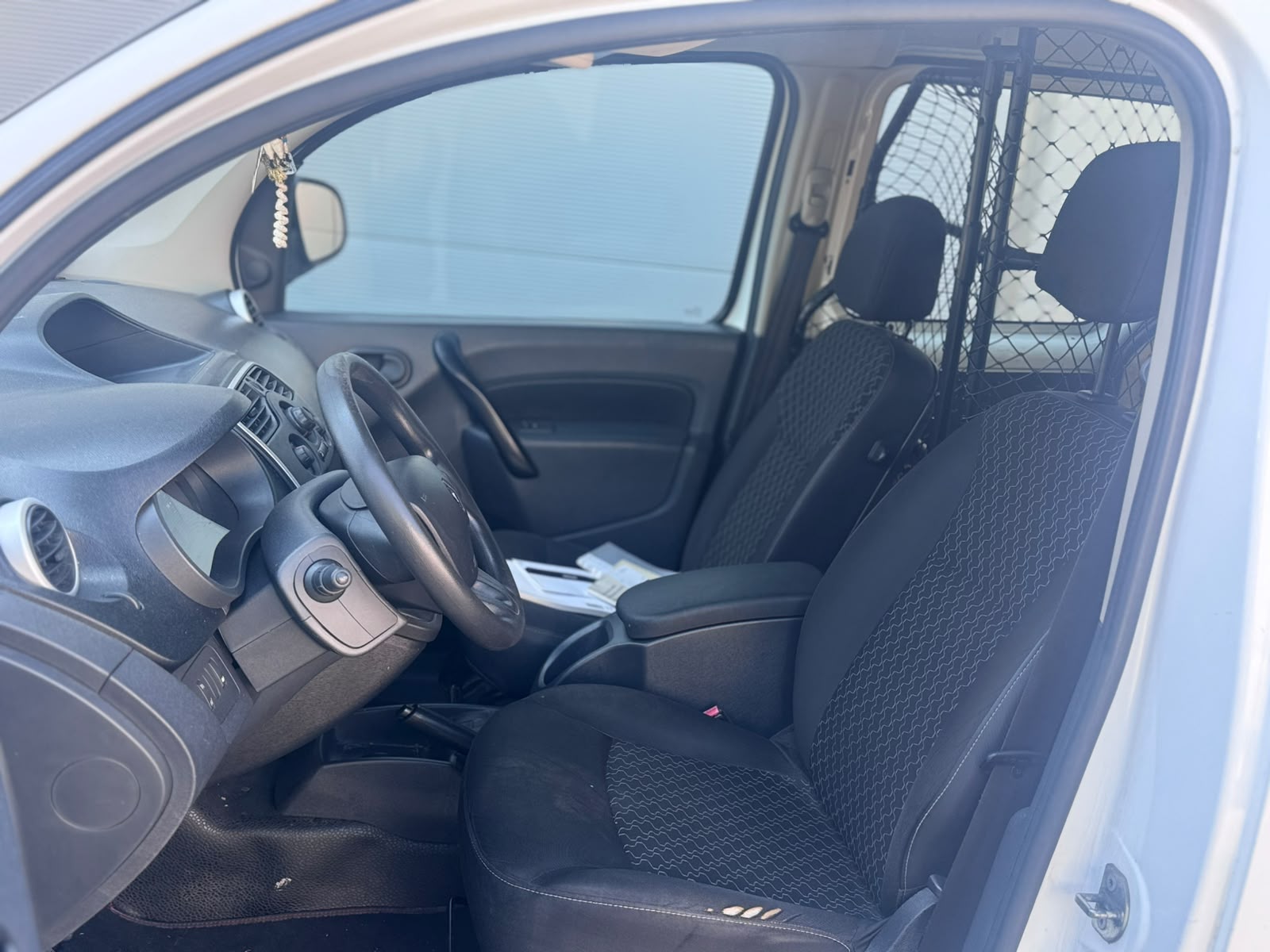 RENAULT Kangoo Medium dCi 90 Business-image-13