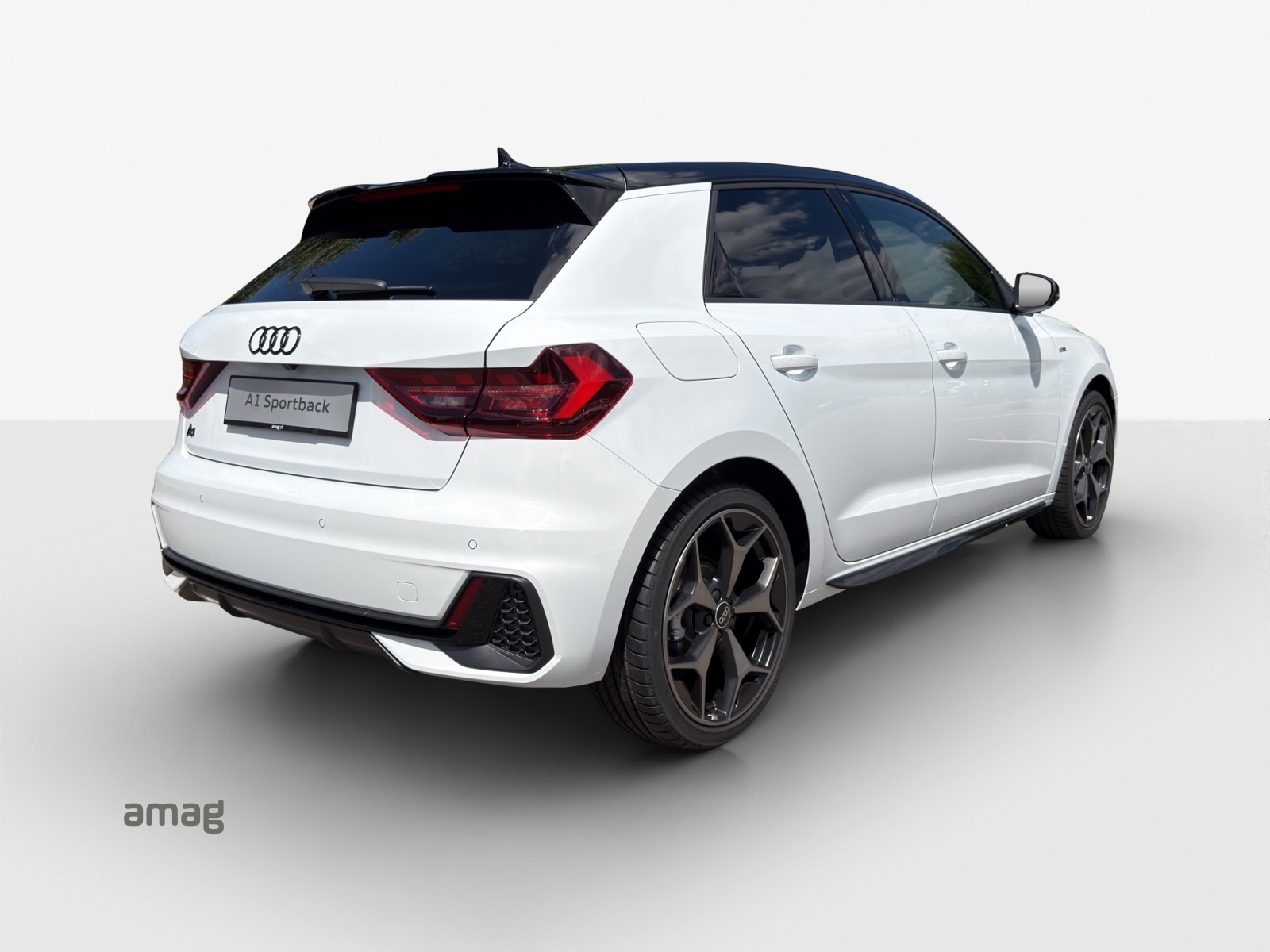 AUDI A1 Sportback 30 TFSI S Line Attraction S-tronic-image-4