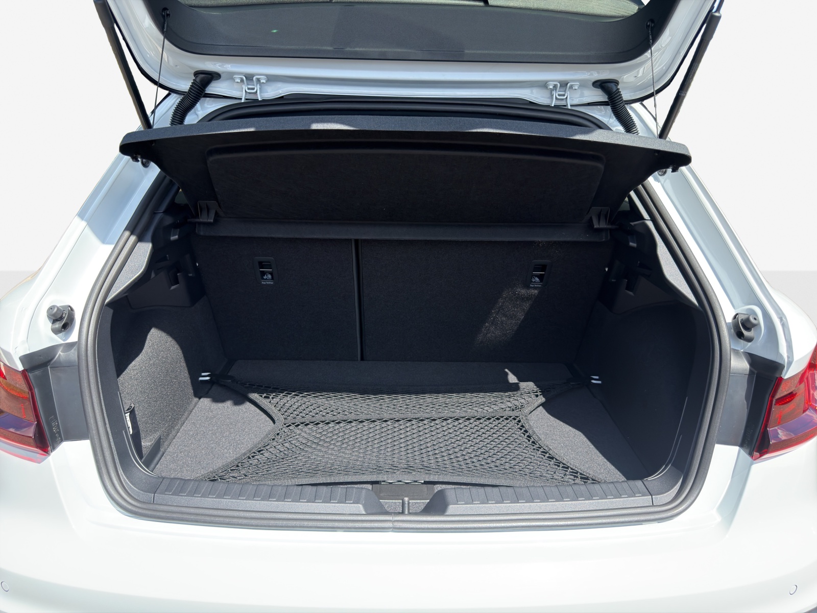 AUDI A1 Sportback 30 TFSI S Line Attraction S-tronic-image-12