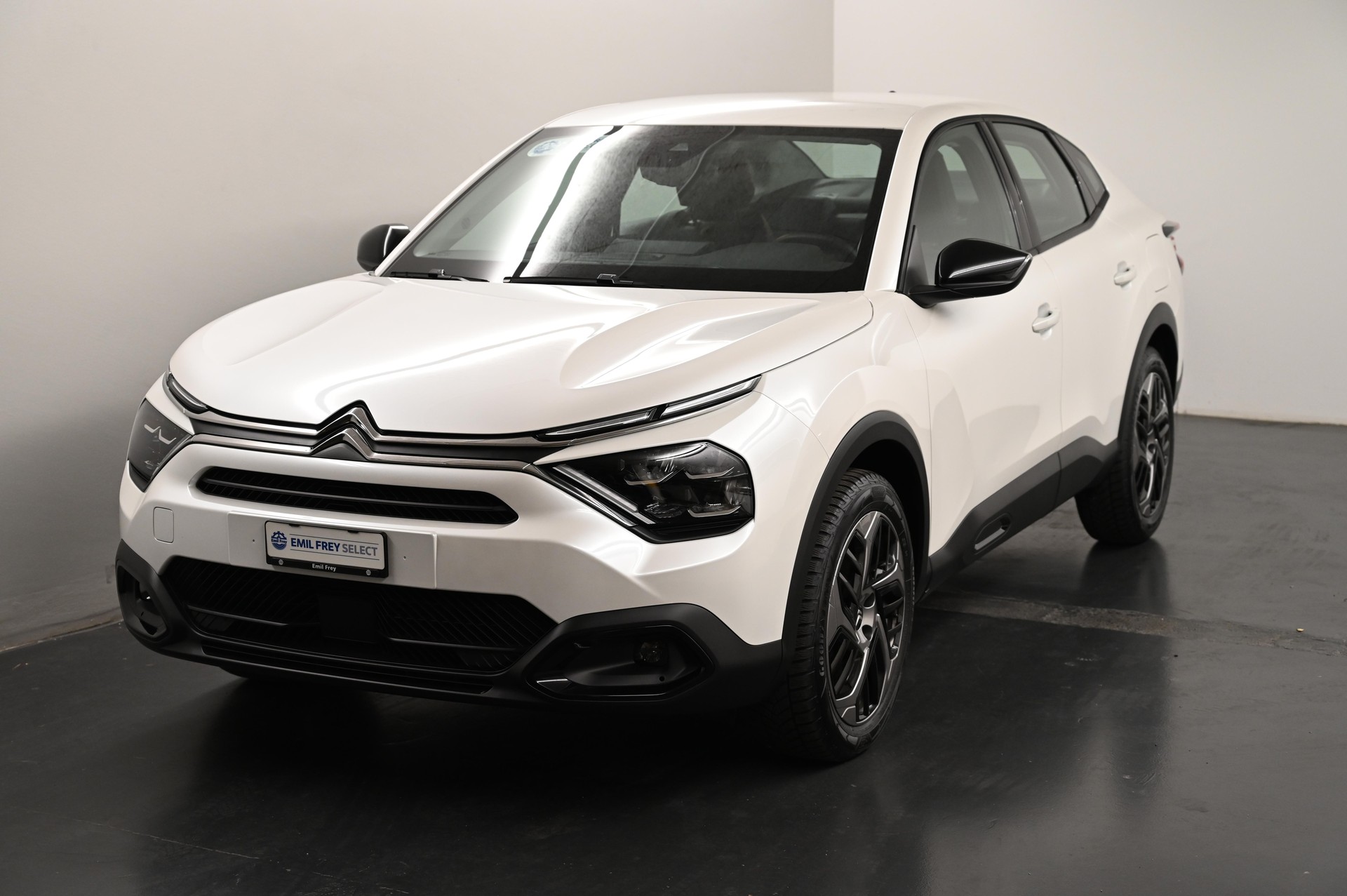 CITROEN C4 X 1.2 PureTech Swiss Edition-image-0