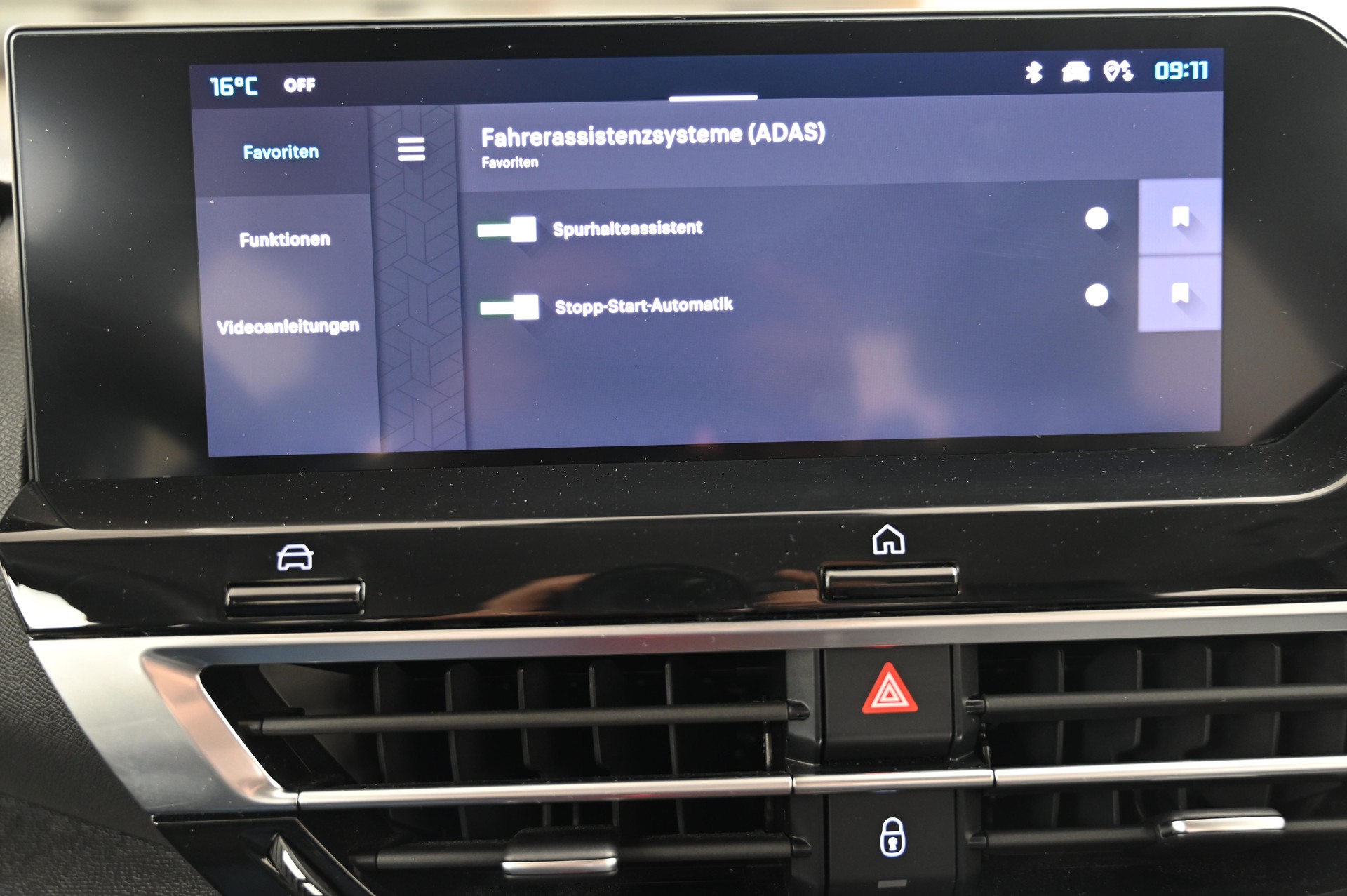 CITROEN C4 X 1.2 PureTech Swiss Edition-image-11