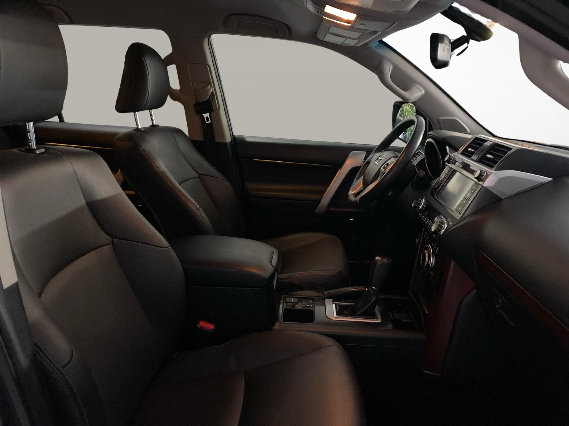 TOYOTA Land Cruiser 2.8 D Linea Sol-image-7