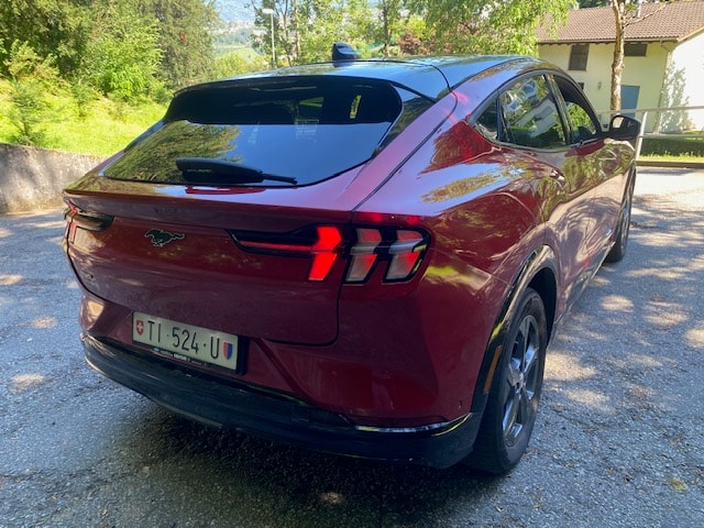 FORD Mustang MACH-E AWD 91 kWh-image-1