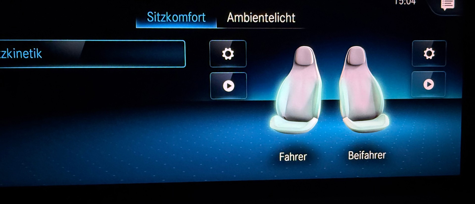 MERCEDES-BENZ A 35 AMG 4Matic Speedshift-image-19