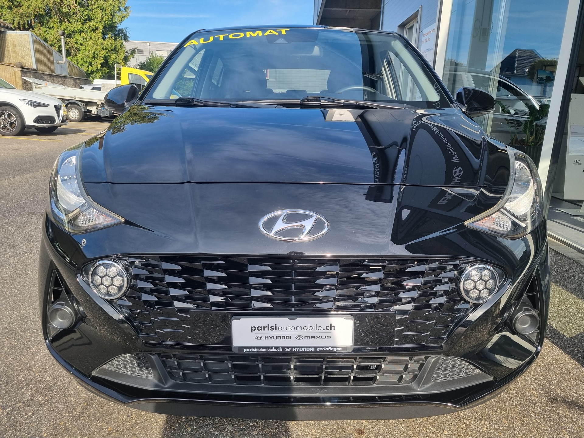 HYUNDAI i10 1.2 Launch Automat-image-1