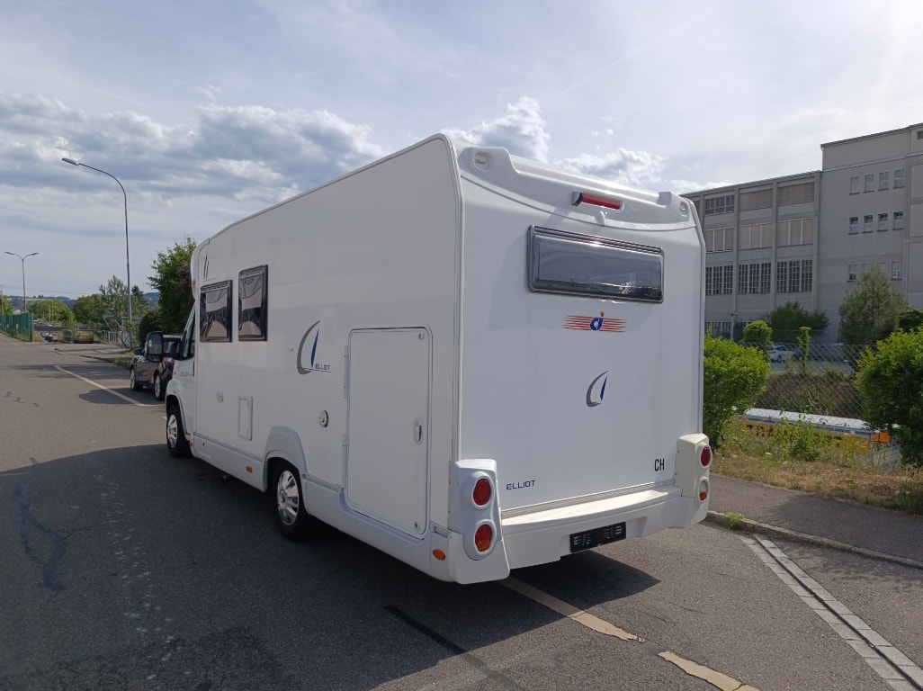 CI CARAVANSINTERNATIONAL Elliot Garage ***Hervorragendes Preis-Leistungs-Verhältnis***Multimedia *Rückfahrkamera *Navigation *Ventilator-image-2