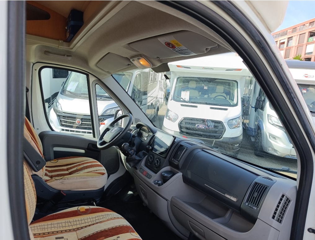 CI CARAVANSINTERNATIONAL Elliot Garage ***Hervorragendes Preis-Leistungs-Verhältnis***Multimedia *Rückfahrkamera *Navigation *Ventilator-image-16