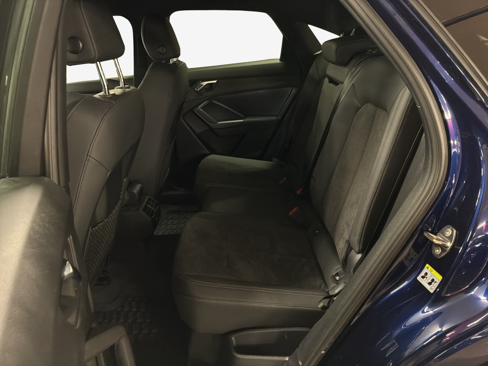 AUDI Q3 Sportback 35 TFSI S line Attraction S-tronic-image-11
