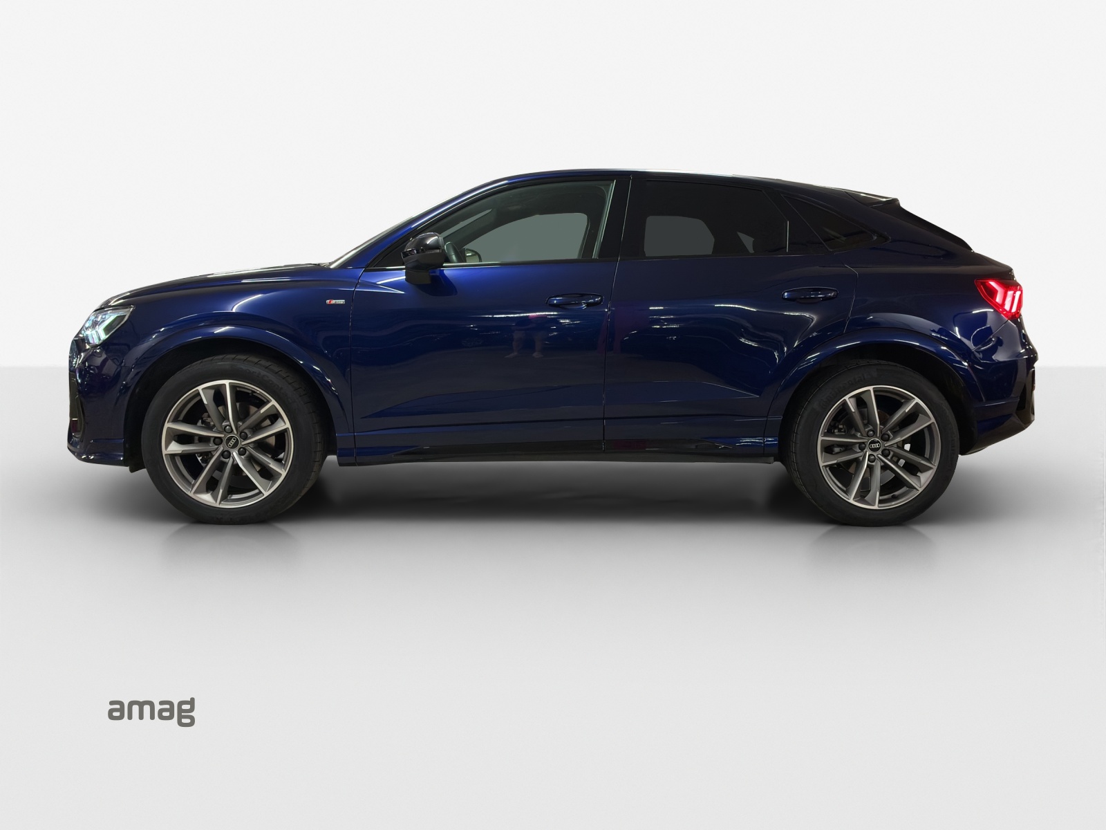AUDI Q3 Sportback 35 TFSI S line Attraction S-tronic-image-1