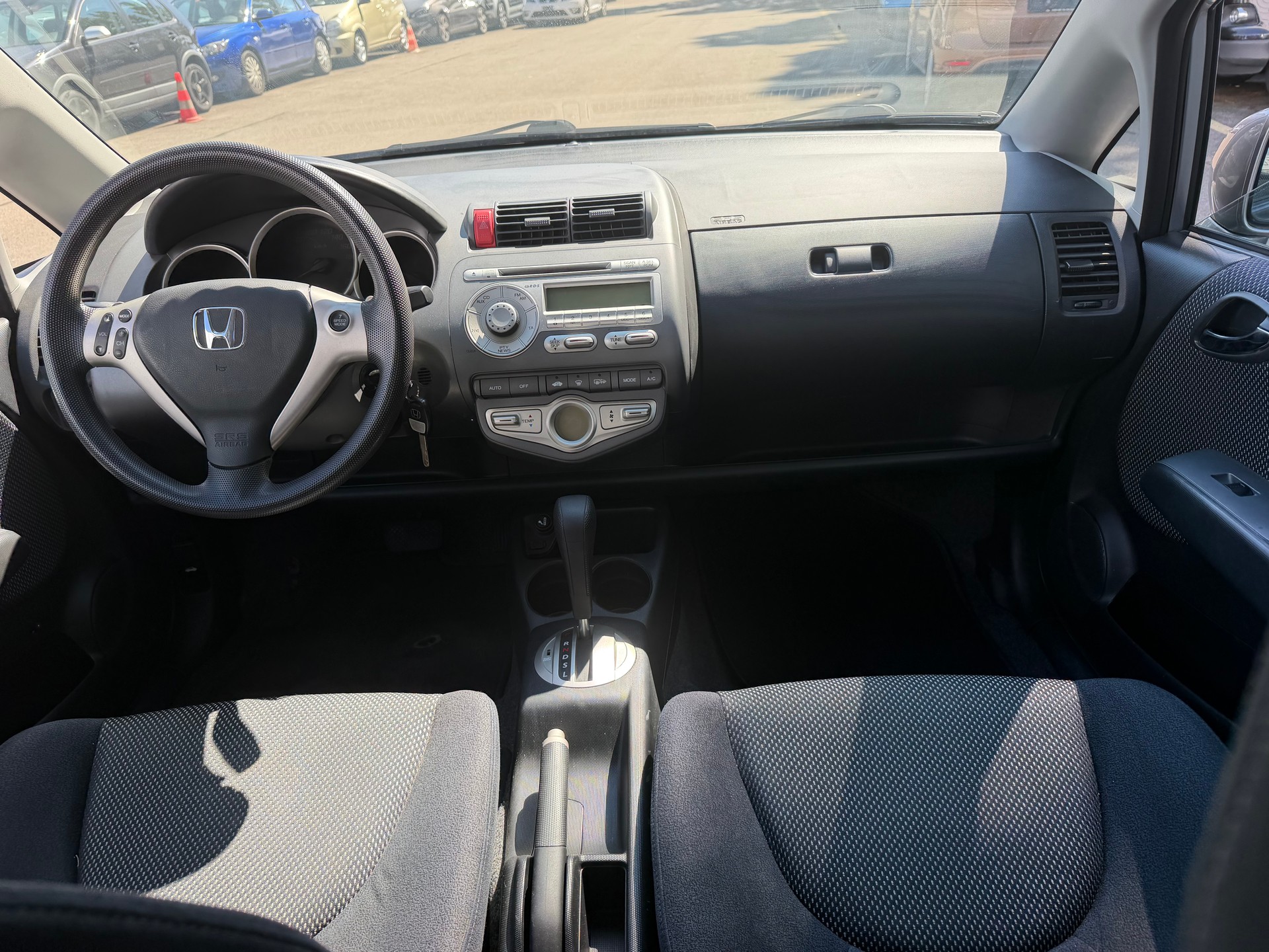 HONDA Jazz 1.4i LS-image-8