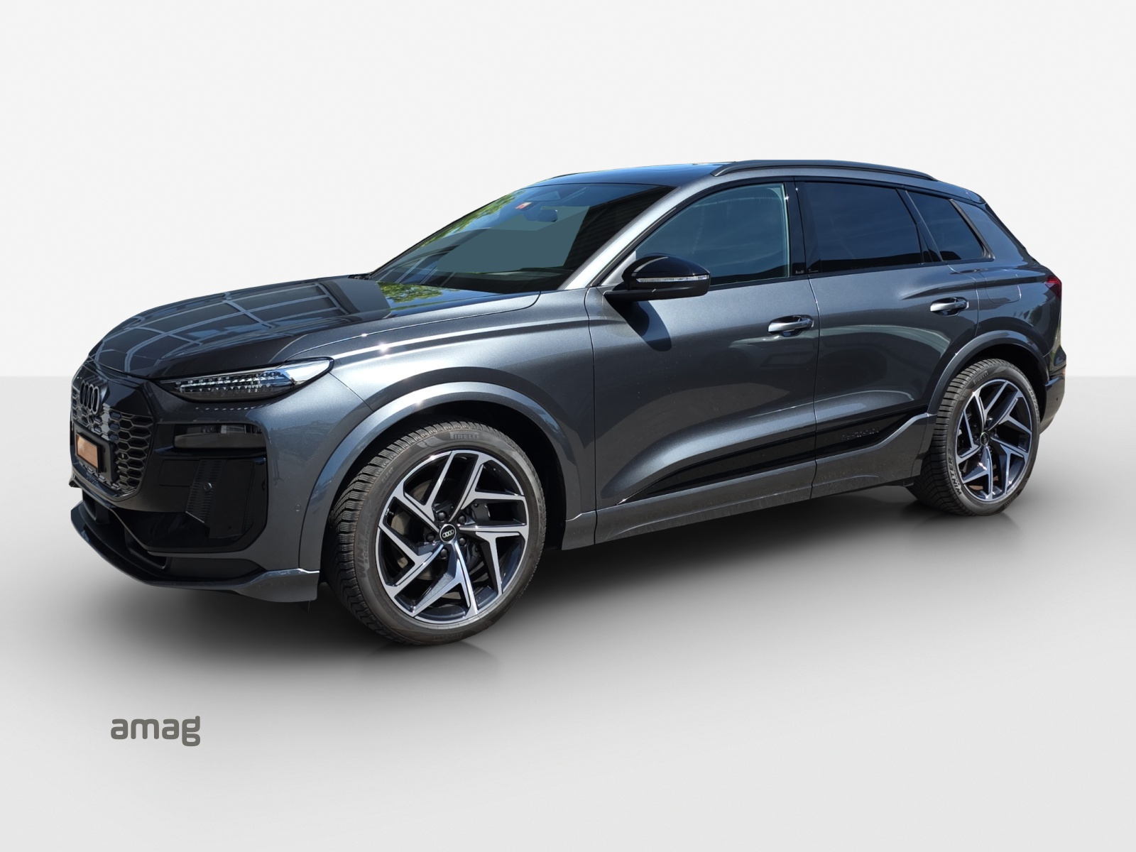 AUDI Q6 e-tron quattro