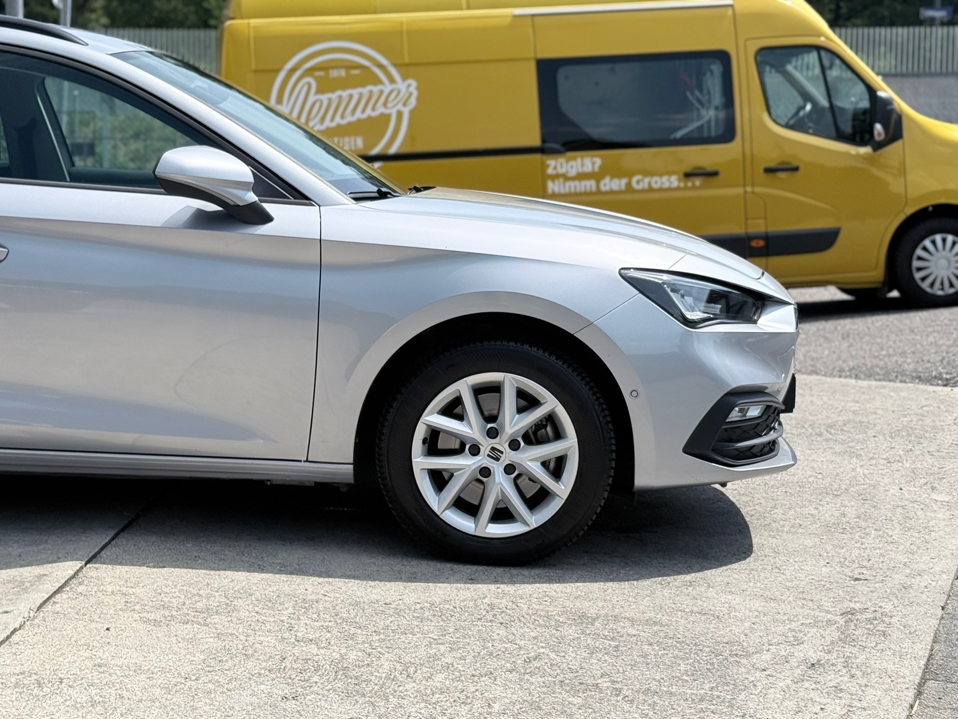 SEAT Leon ST 2.0 TDI EVO DSG Style-image-4