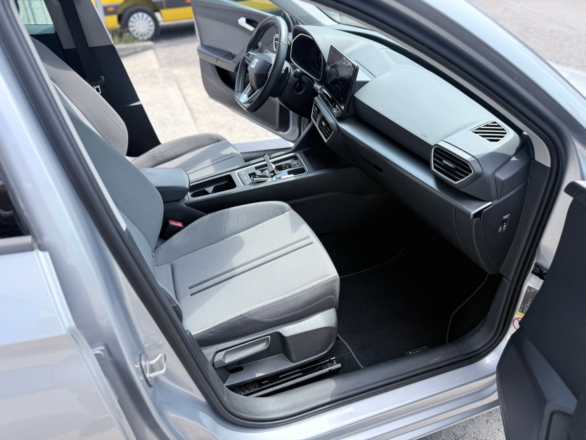 SEAT Leon ST 2.0 TDI EVO DSG Style-image-11