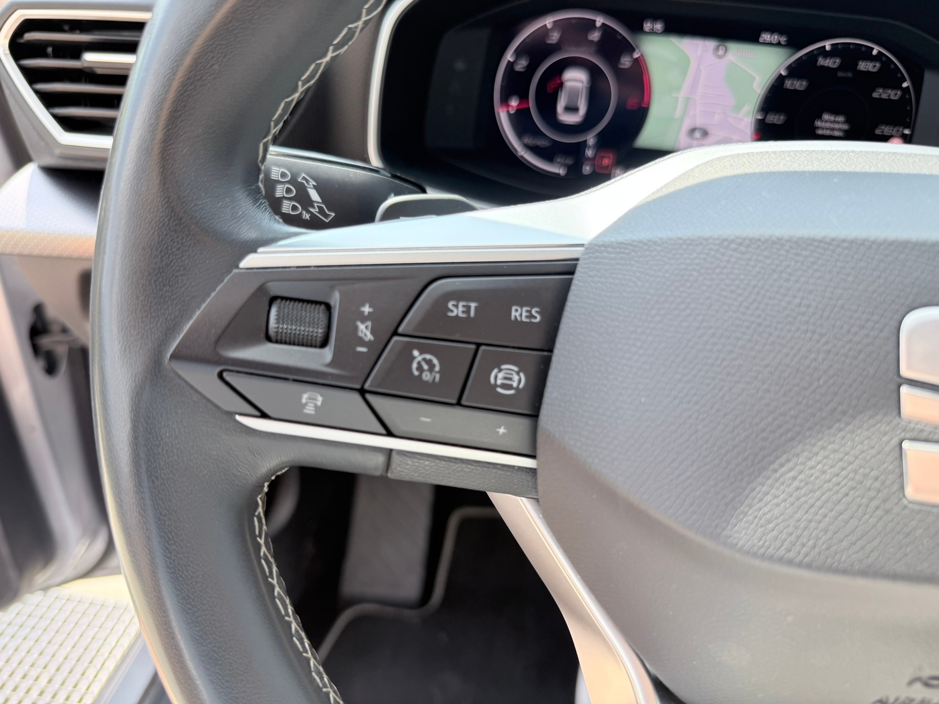SEAT Leon ST 2.0 TDI EVO DSG Style-image-23