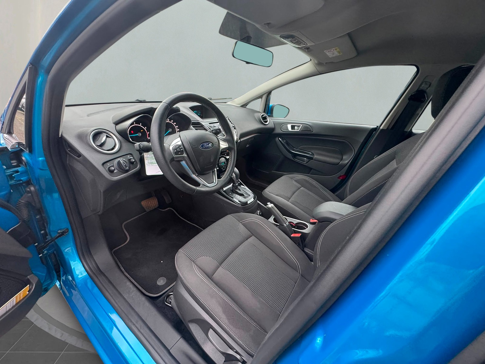 FORD Fiesta 1.0 SCTi Titanium PowerShift-image-7