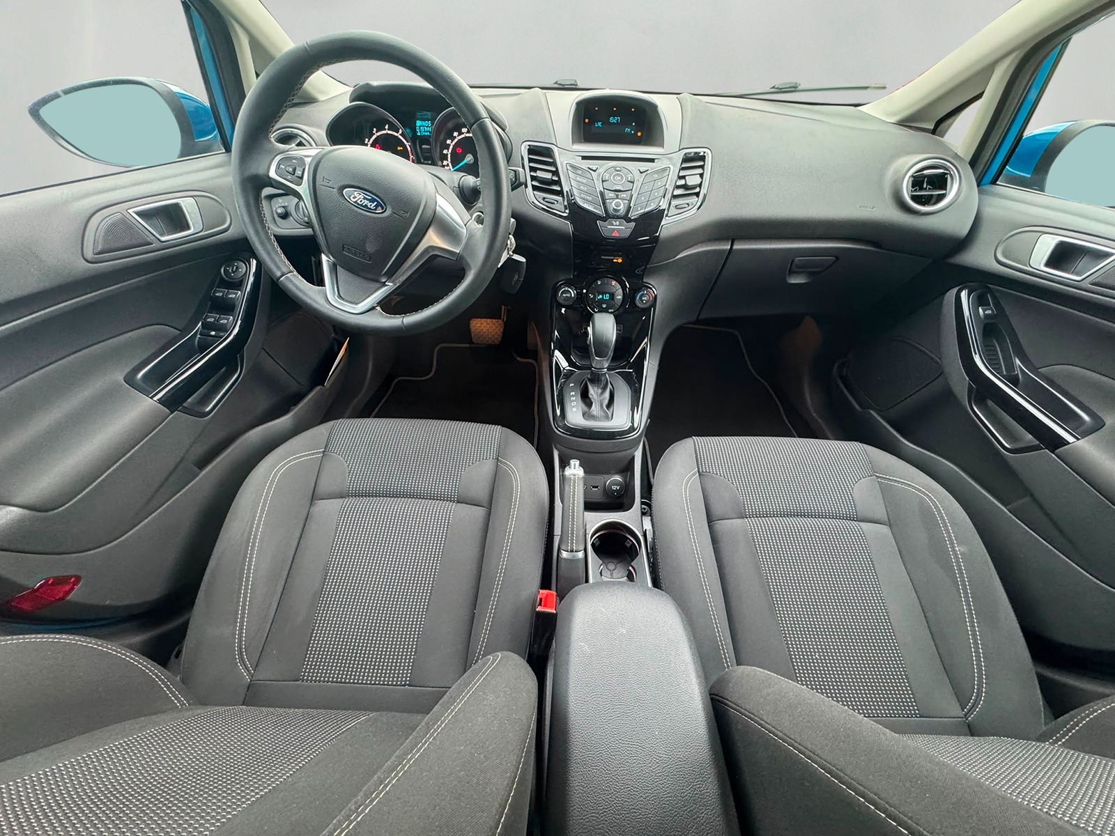 FORD Fiesta 1.0 SCTi Titanium PowerShift-image-13