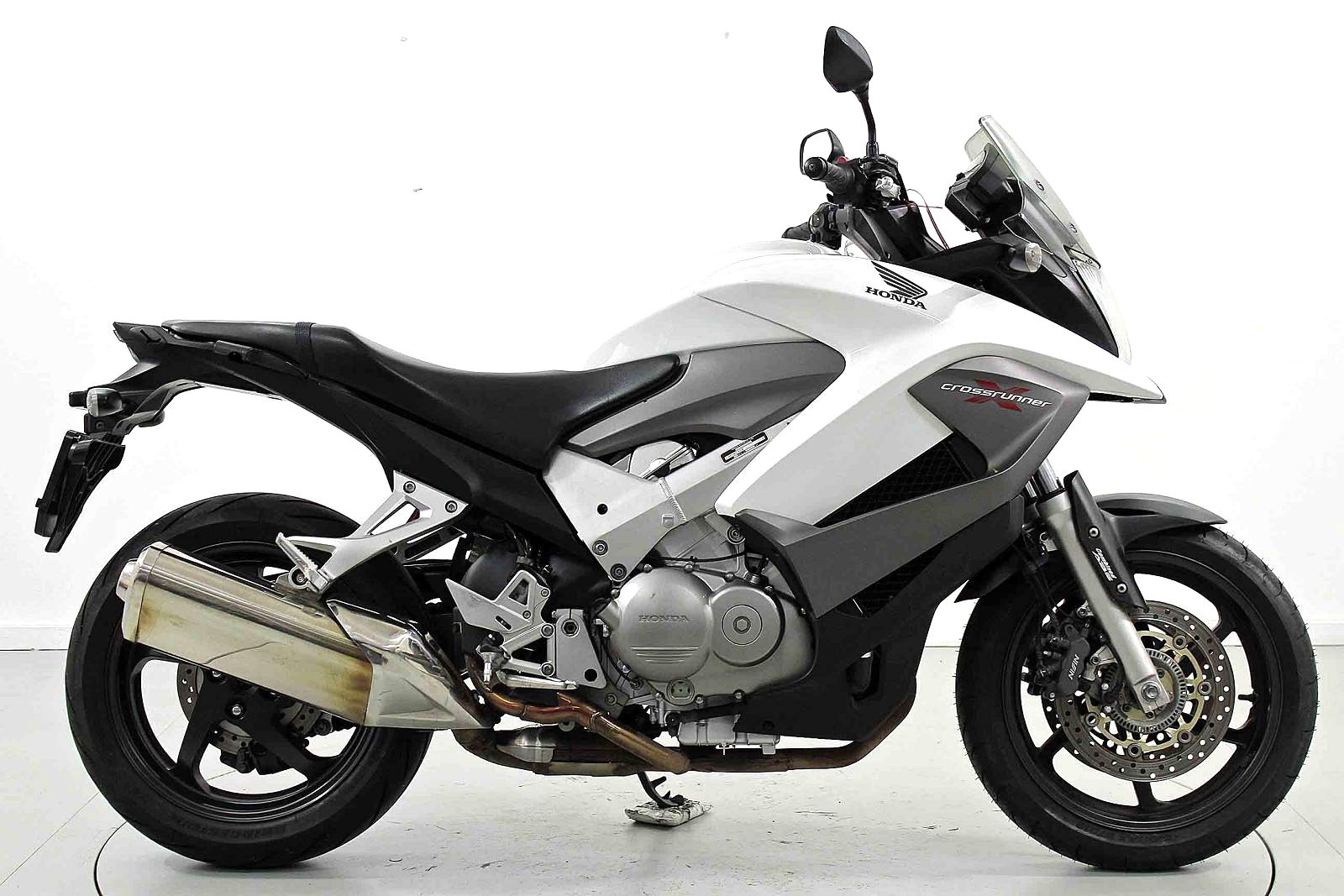 HONDA VFR 800 X-showroom-element-3