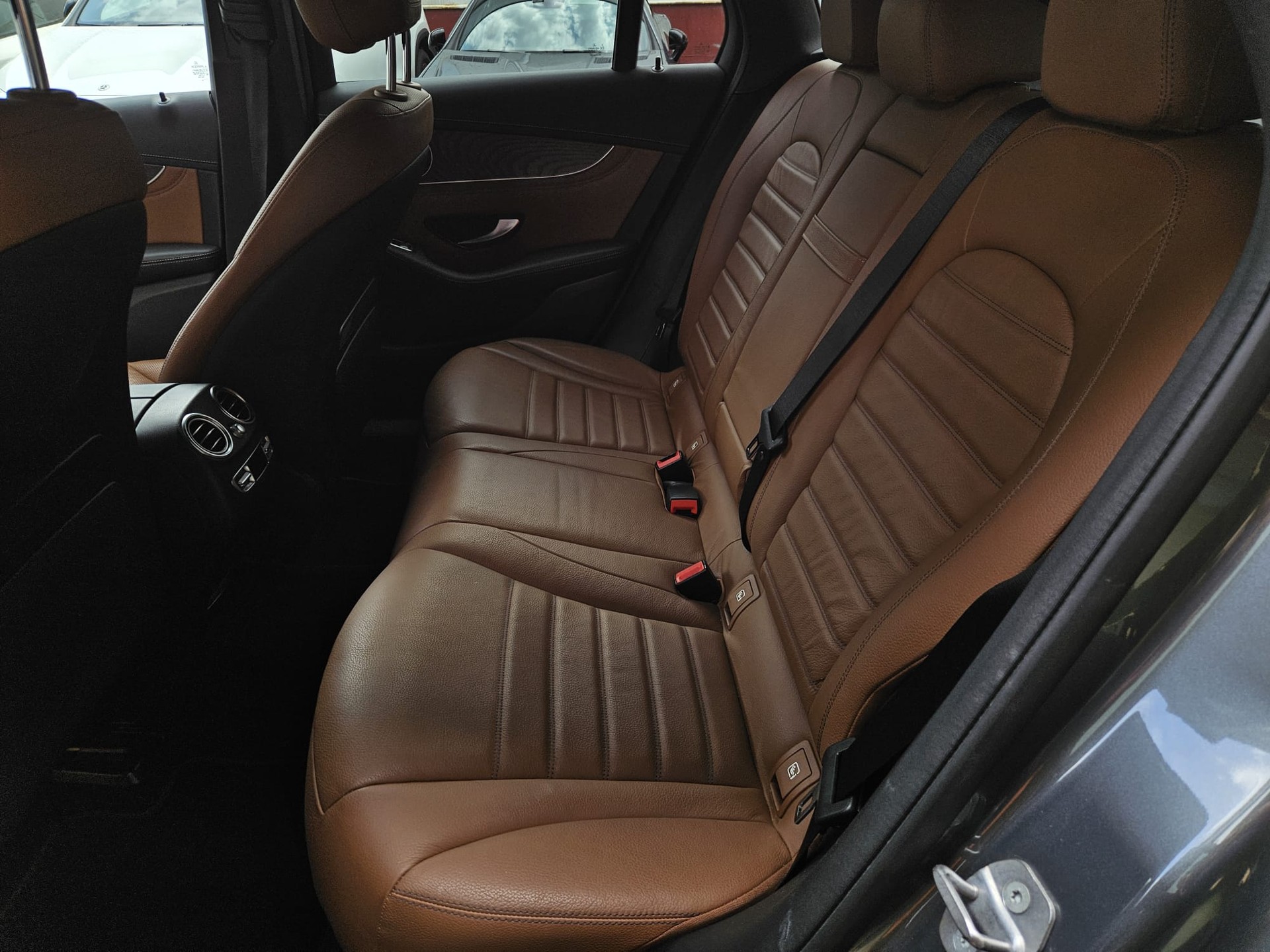 MERCEDES-BENZ GLC 250 d Exclusive 4Matic 9G-Tronic-image-15