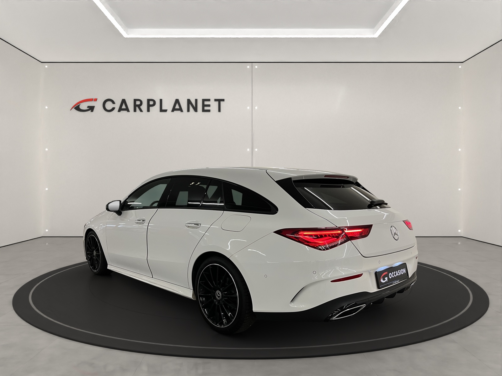 MERCEDES-BENZ CLA-Klasse X118 Shooting Brake CLA 200 AMG Line-image-3
