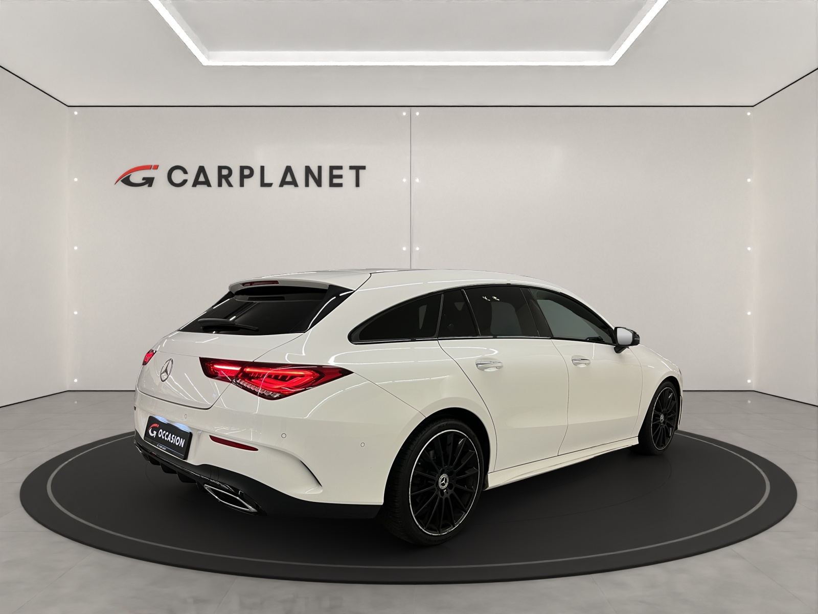 MERCEDES-BENZ CLA-Klasse X118 Shooting Brake CLA 200 AMG Line-image-4