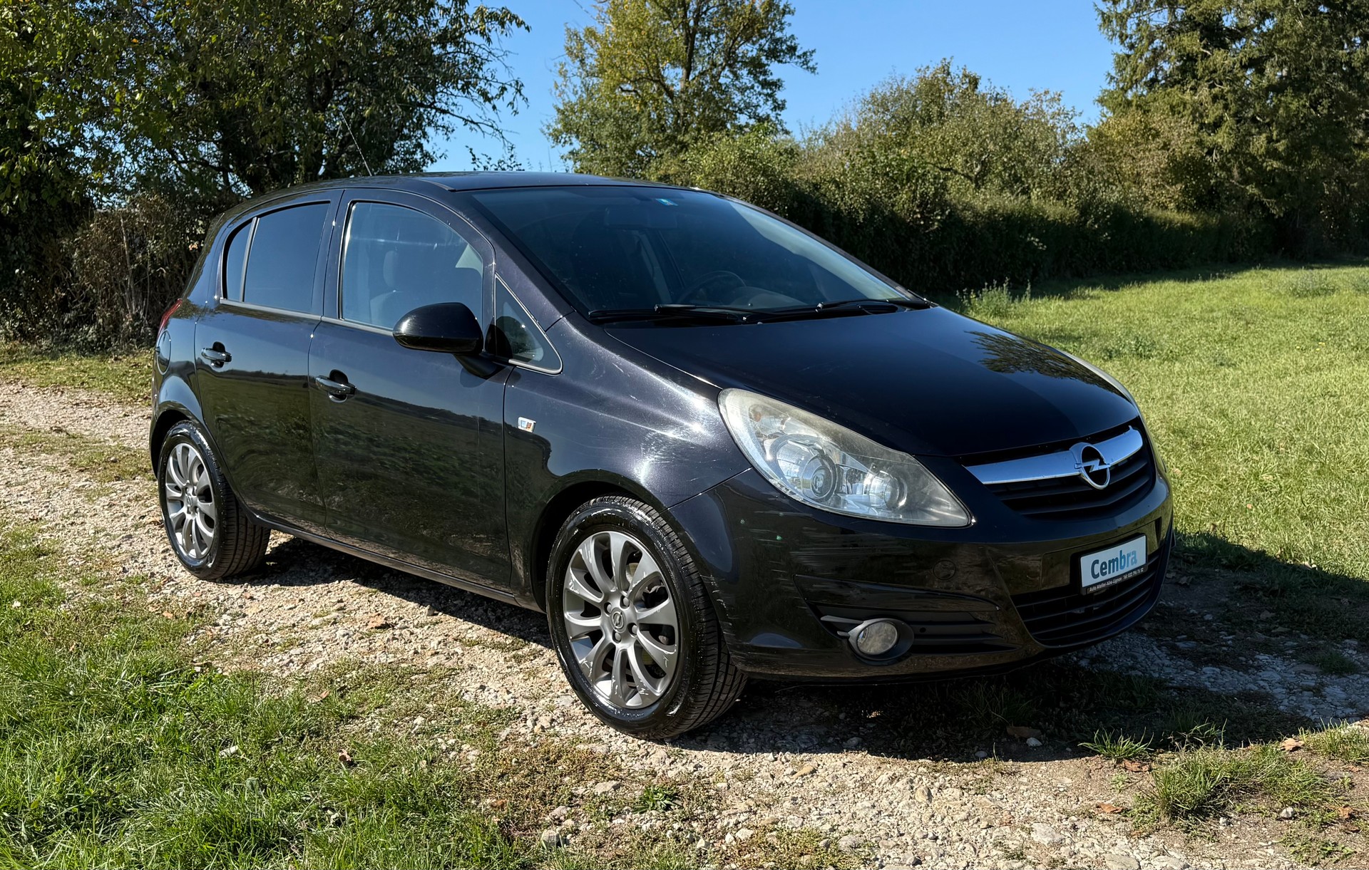 OPEL Corsa 1.4 TP Color Edition-image-2