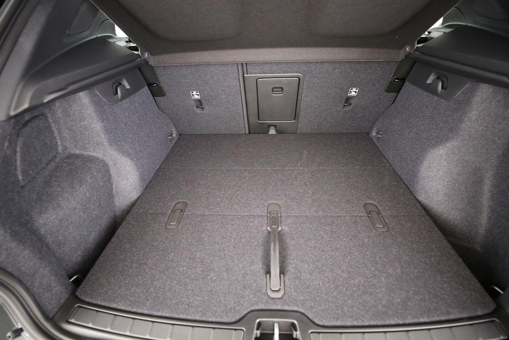 VOLVO EX40 Twin Ultra AWD-image-8