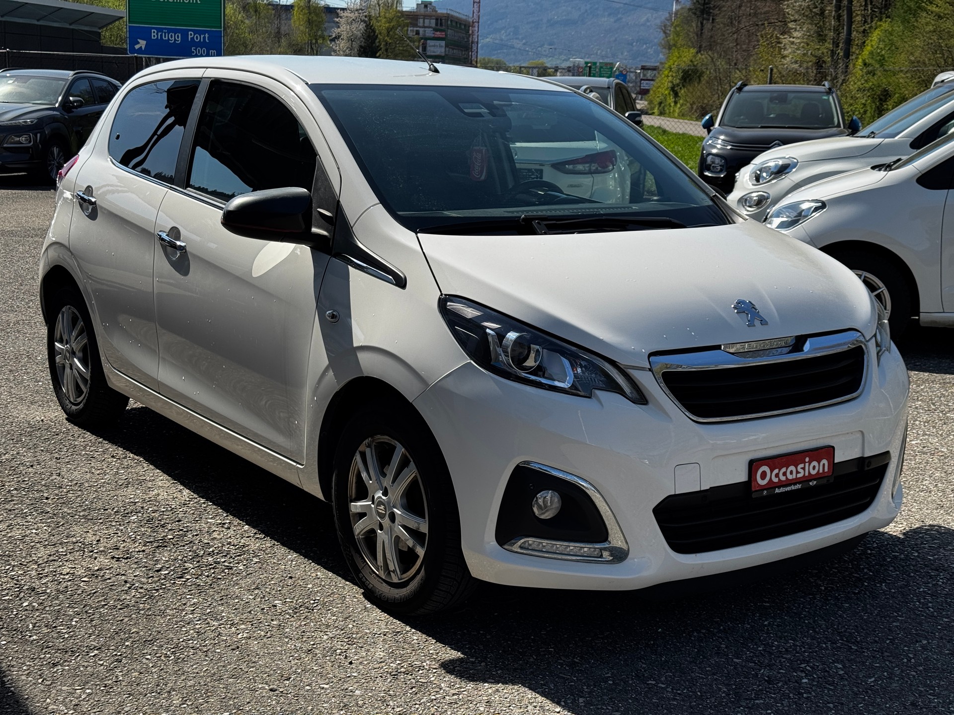 PEUGEOT 108 1.2 VTi Allure Top-image-2