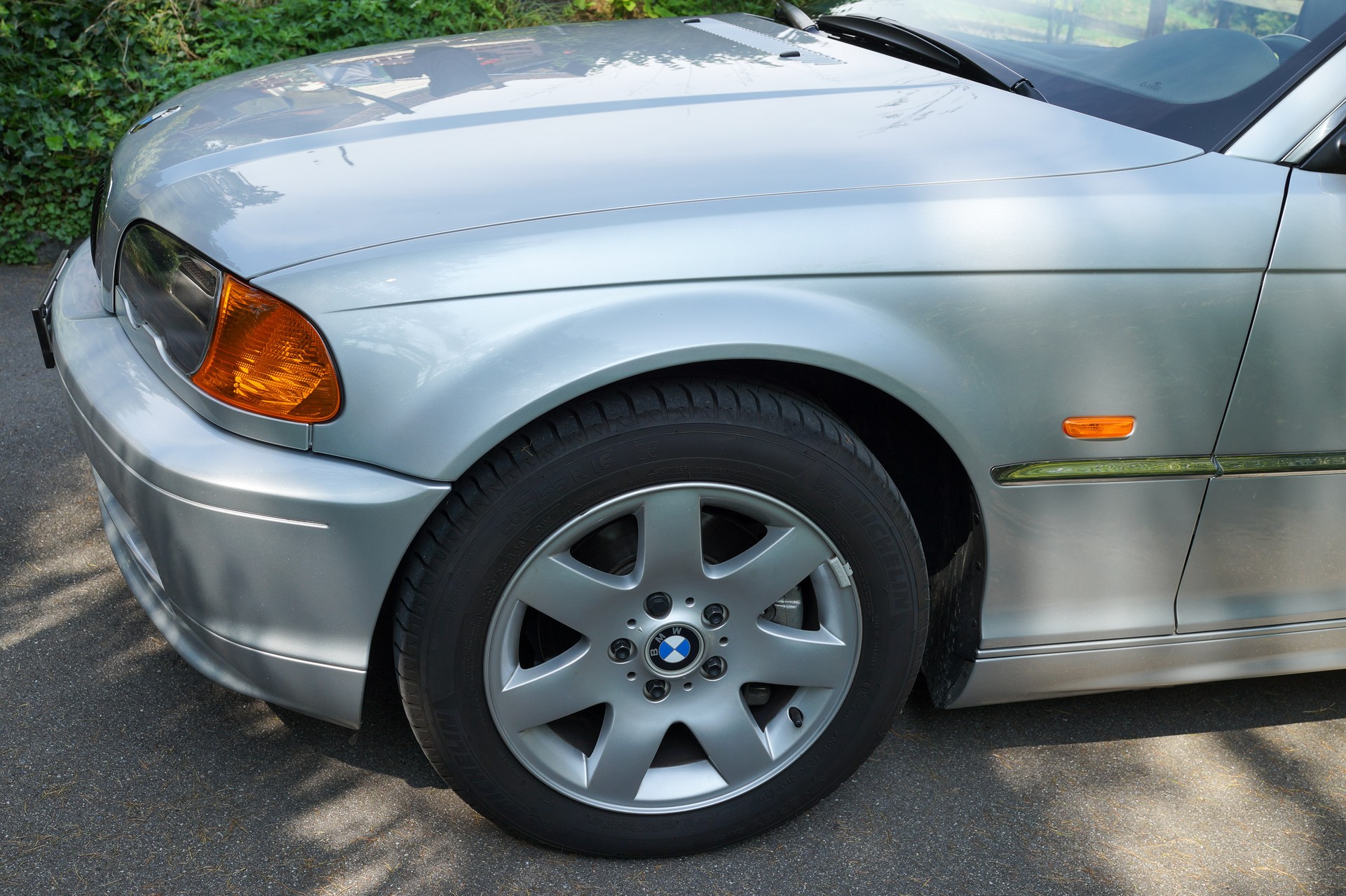 BMW 325Ci-image-5