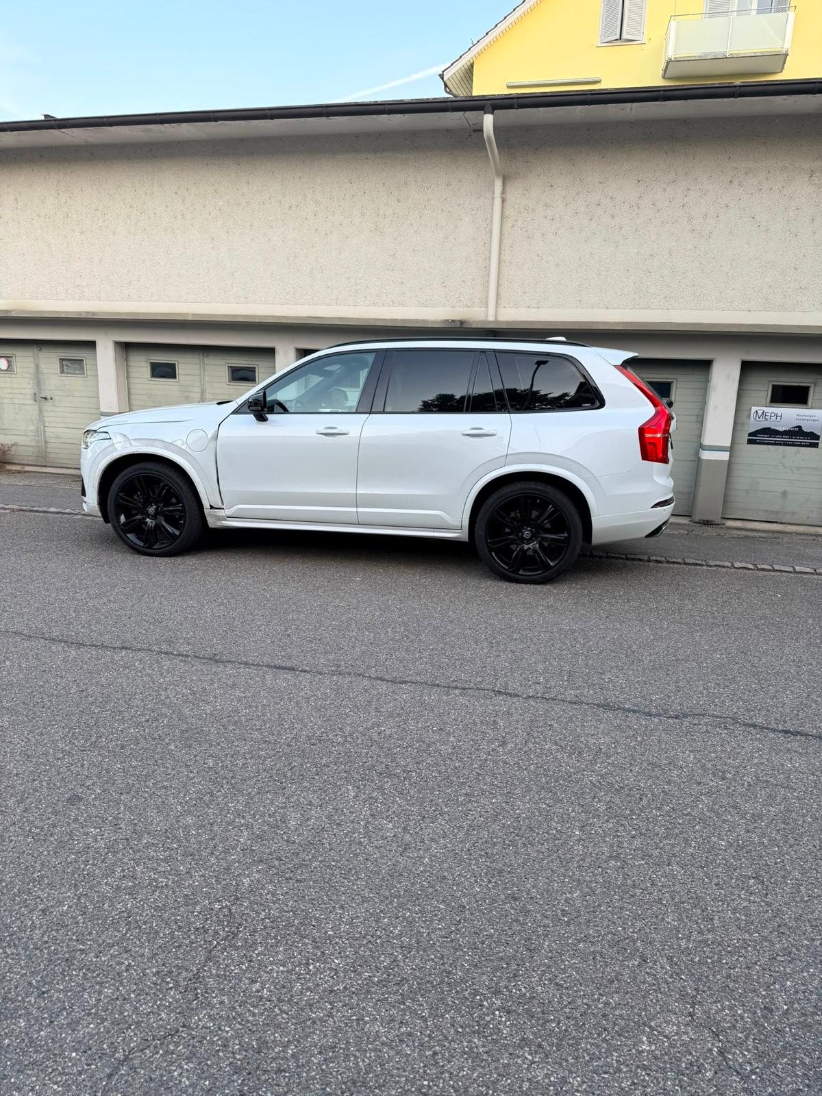 VOLVO XC90 T8 eAWD R-Inscription 7PL. TE-image-5