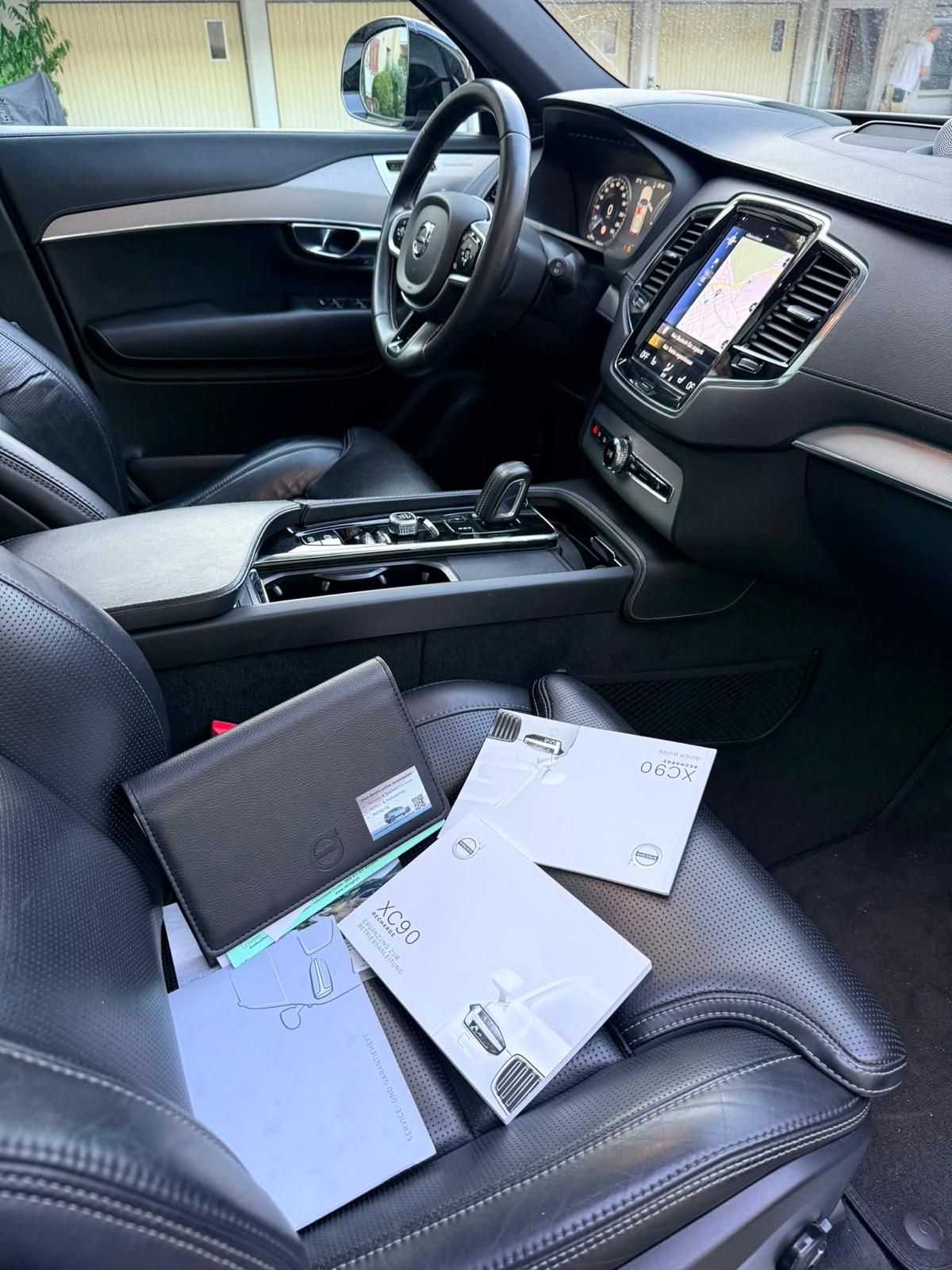 VOLVO XC90 T8 eAWD R-Inscription 7PL. TE-image-3