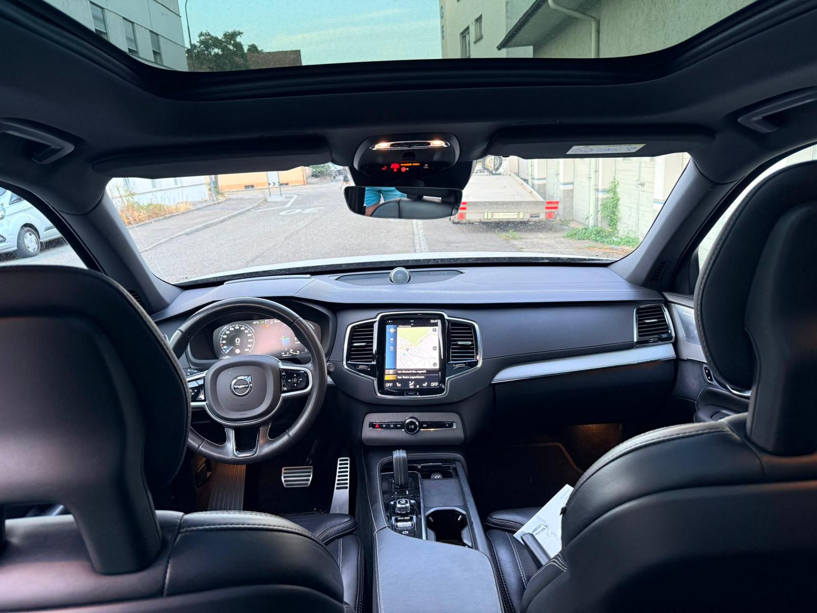 VOLVO XC90 T8 eAWD R-Inscription 7PL. TE-image-1